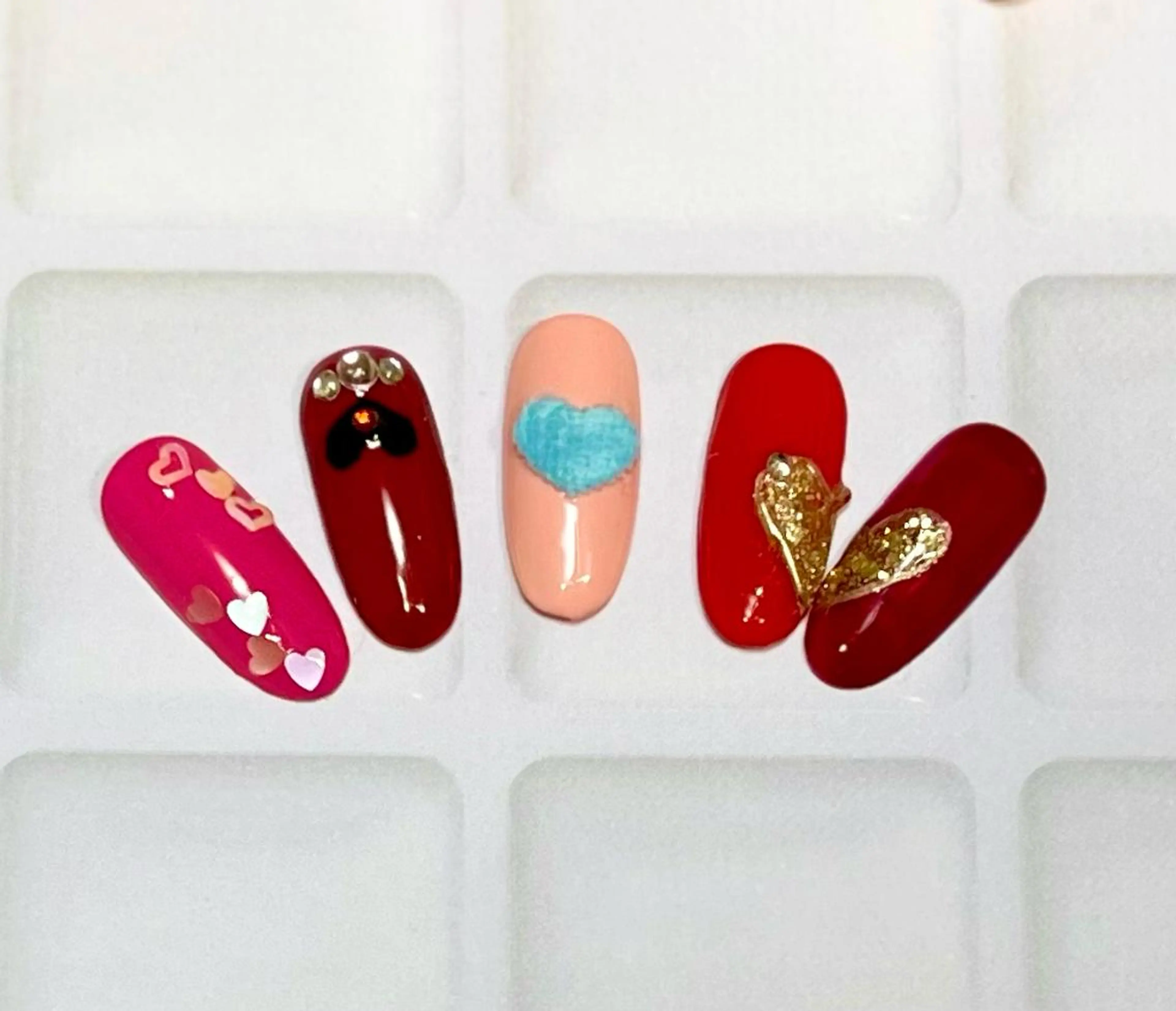 ネイル ハート バレンタイン ハンドネイル shonan_ kairiのネイルデザイン