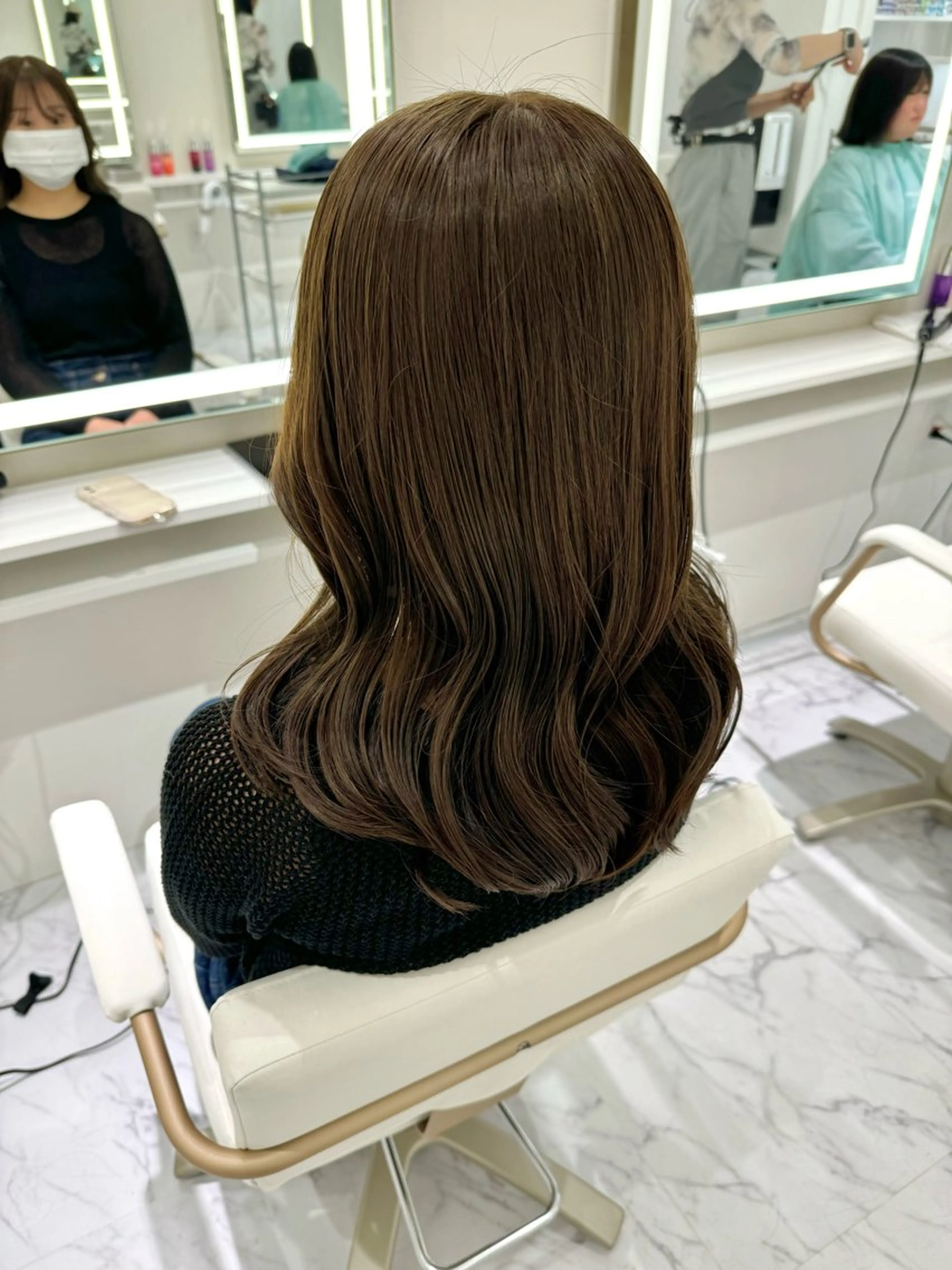 セミロング カラー ヘアカラー ParveMix🍀 藤原愛未のヘアスタイル