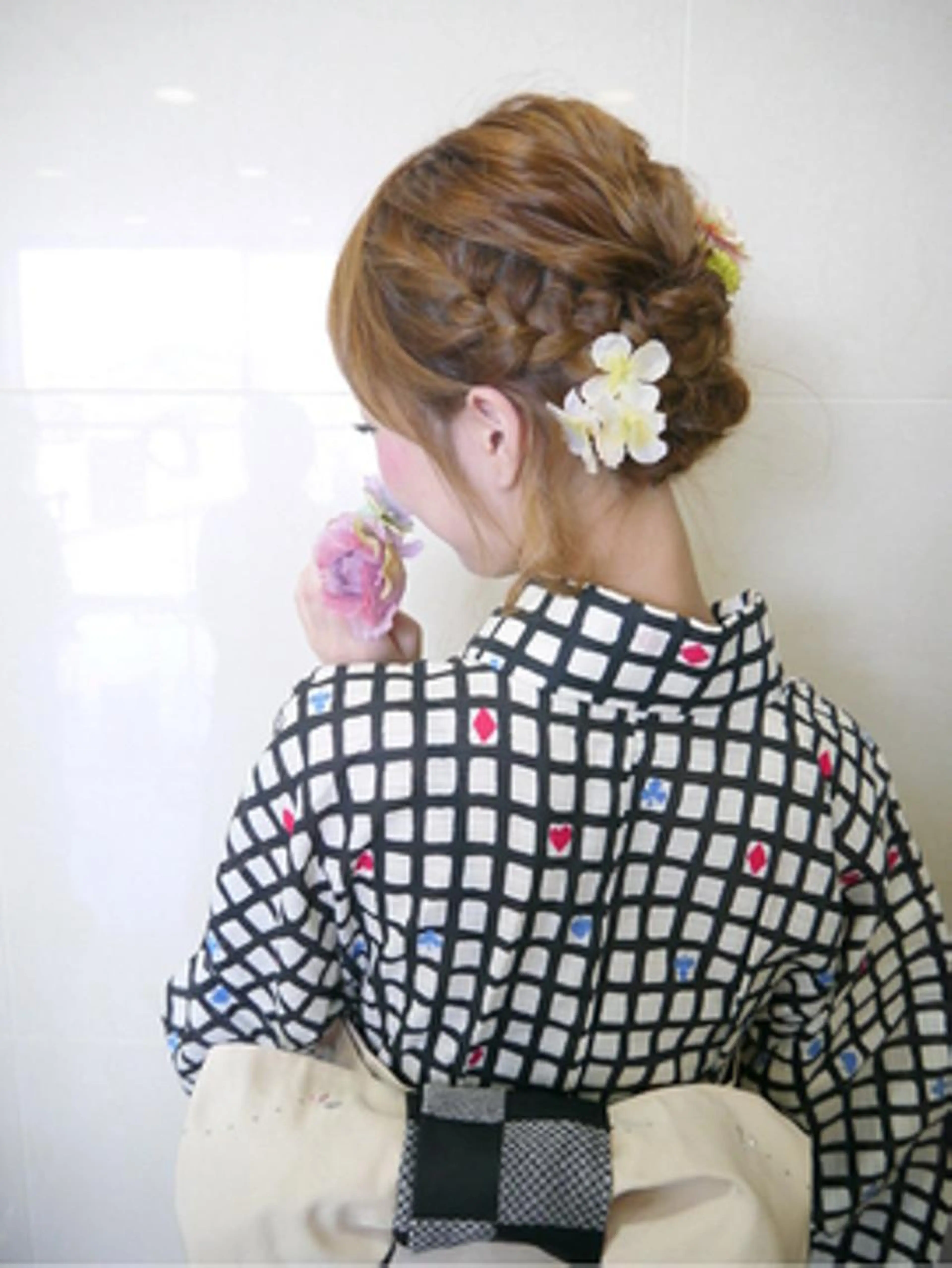 レンタル浴衣一式+着付け+ヘアセット！お得プラン🉐買取もあります。の写真