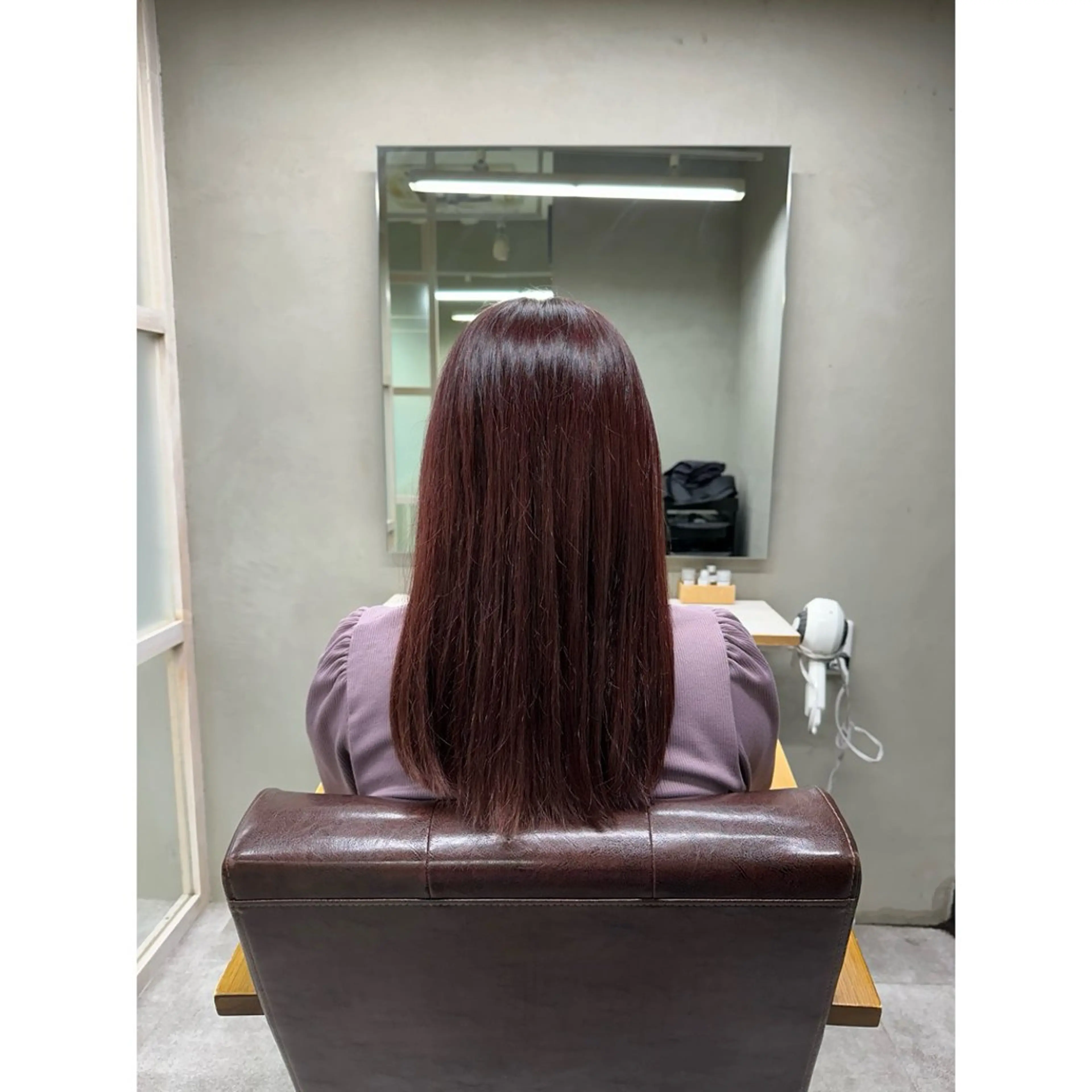 セミロング カラー カット ヘアカラー ｔｏｃｃａ /ｅｒｉのヘアスタイル