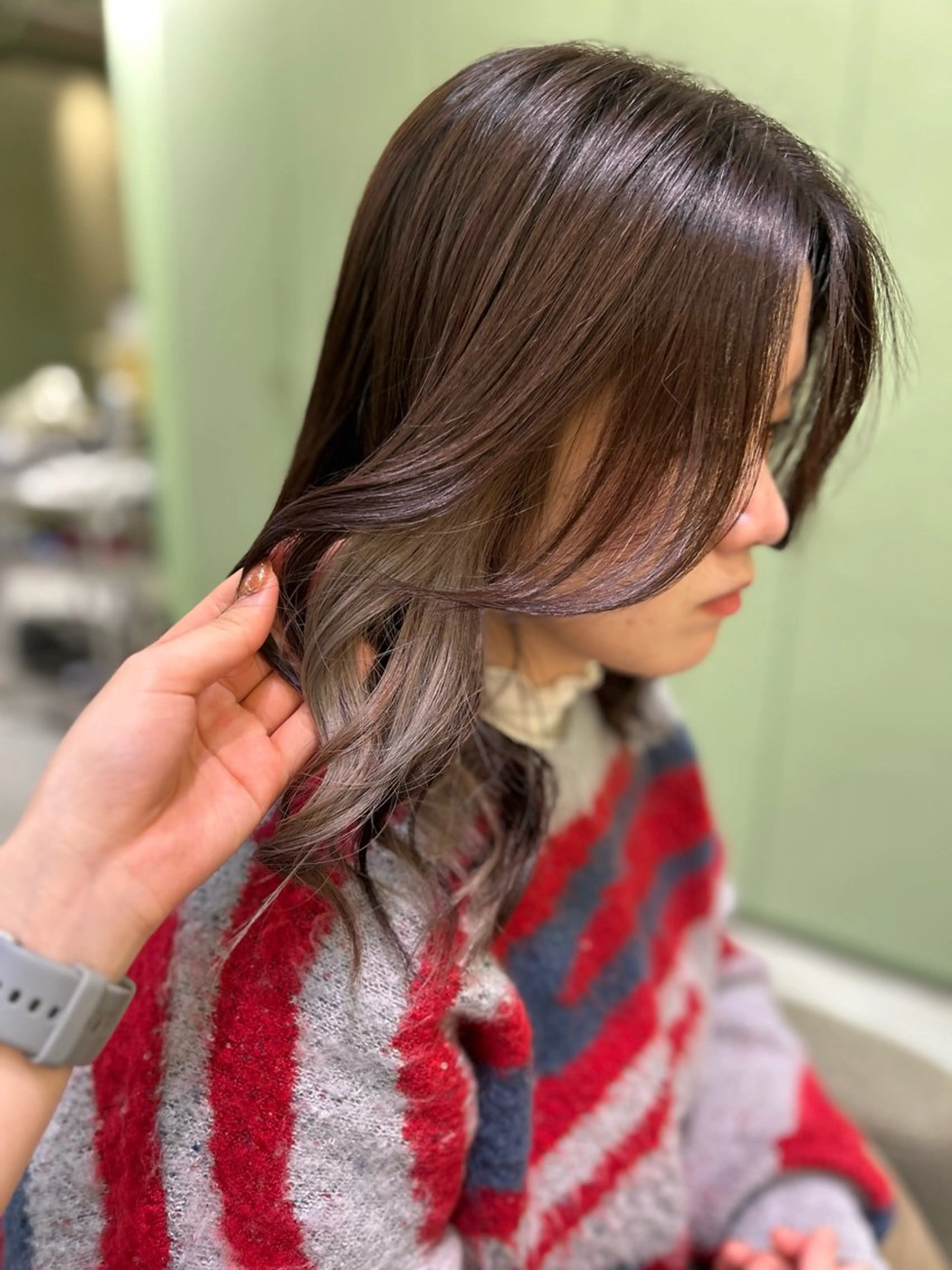 カラー 一條 乃亜のヘアスタイル