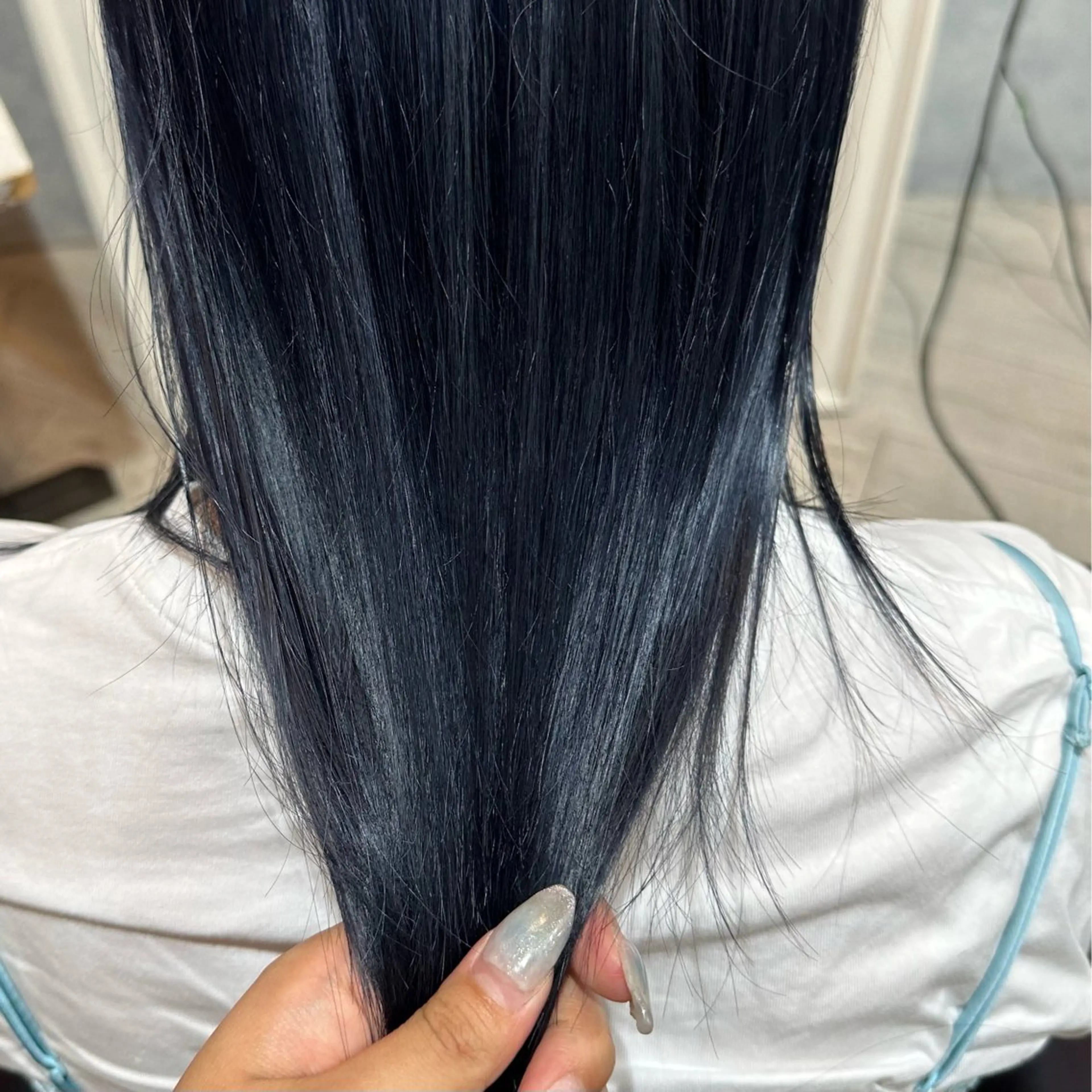 カラー ブリーチ ブルーカラー tiravento 南船場店所属・nana 韓国スタイル🇰🇷のヘアスタイル