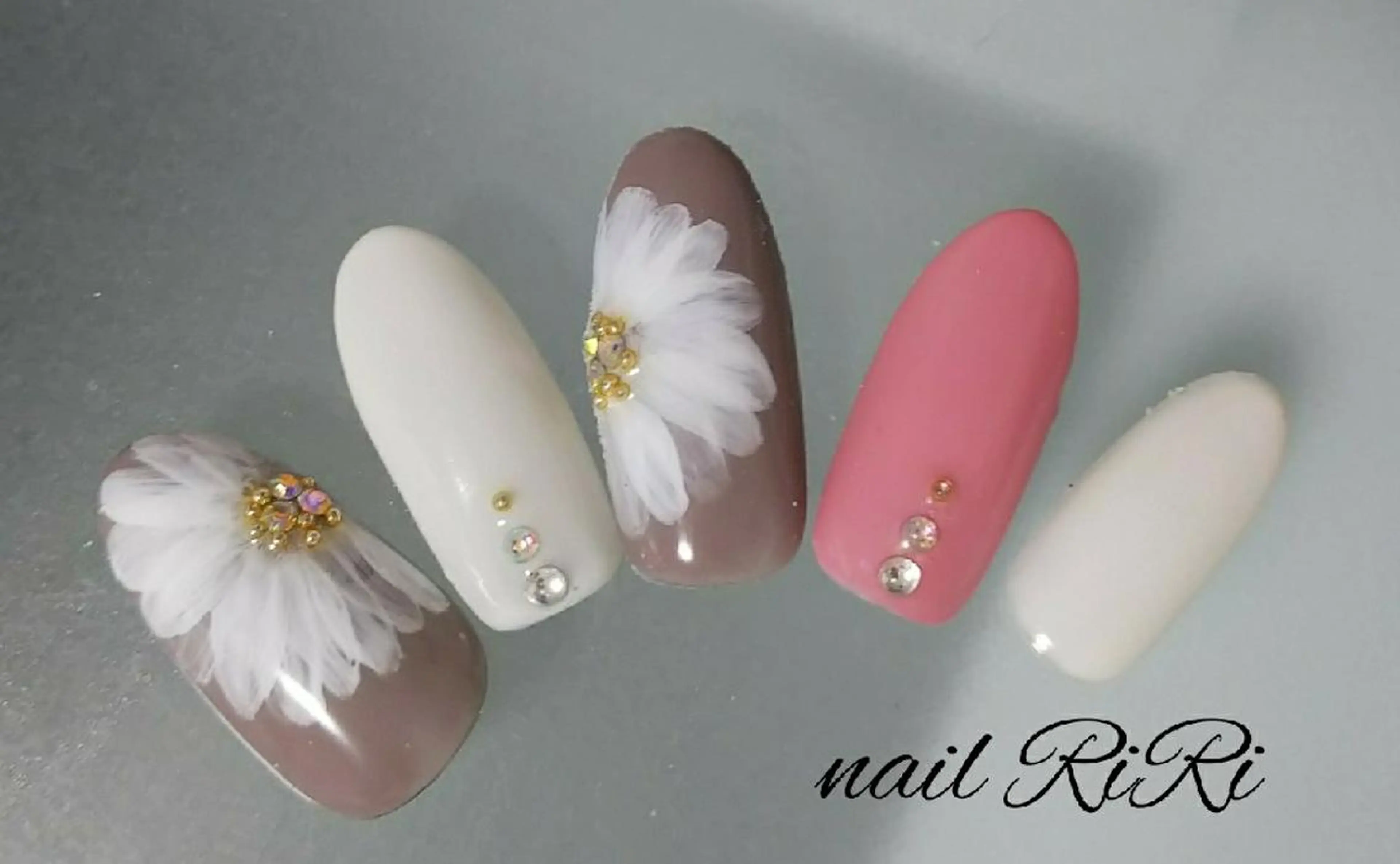ネイル nail RiRi アトレナチュラのエステ・リラクイメージ