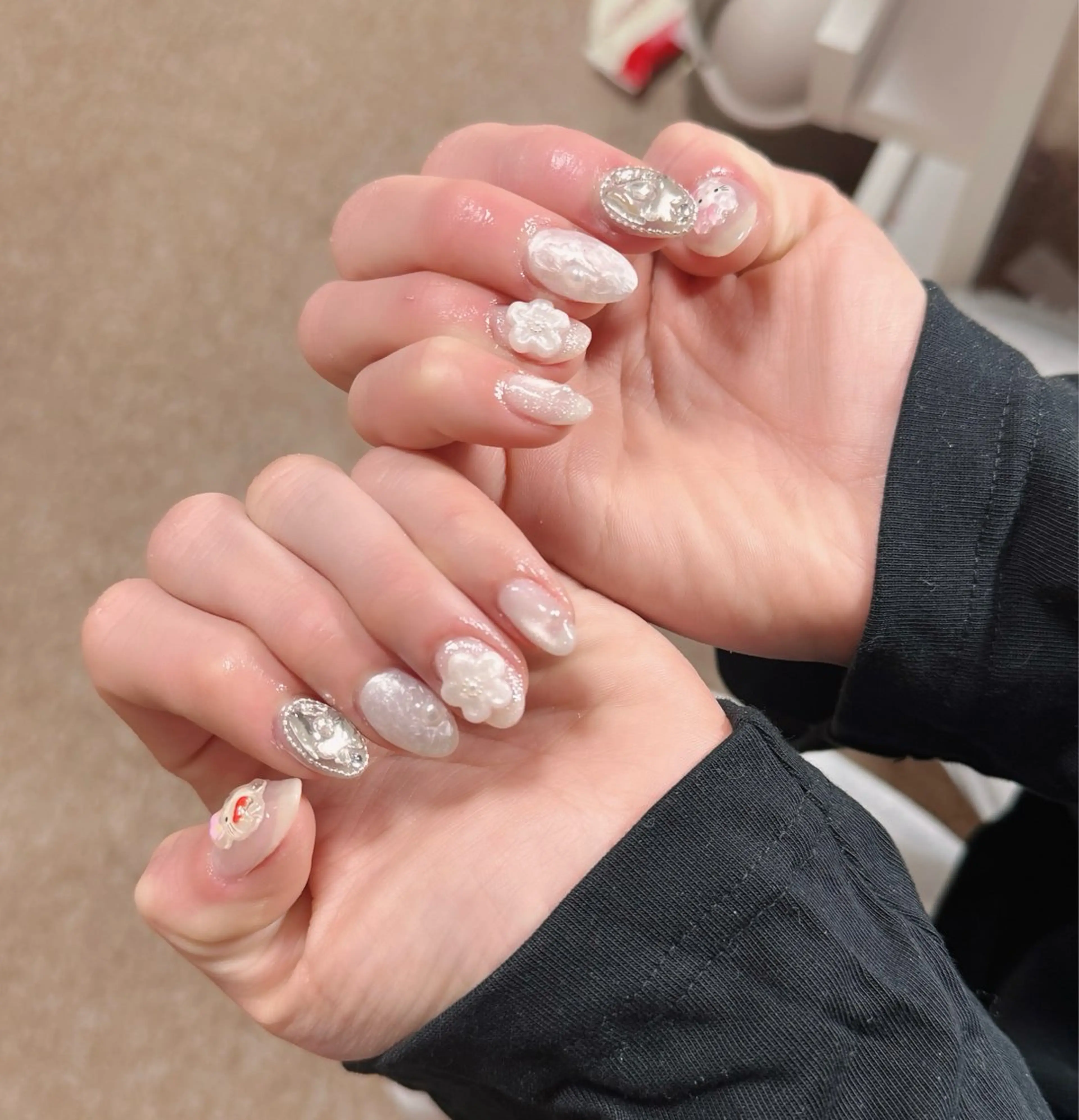ネイル チークネイル フレンチネイル グラデーション 韓国ネイル マグネットネイル ハンドネイル Hana Nailのネイルデザイン