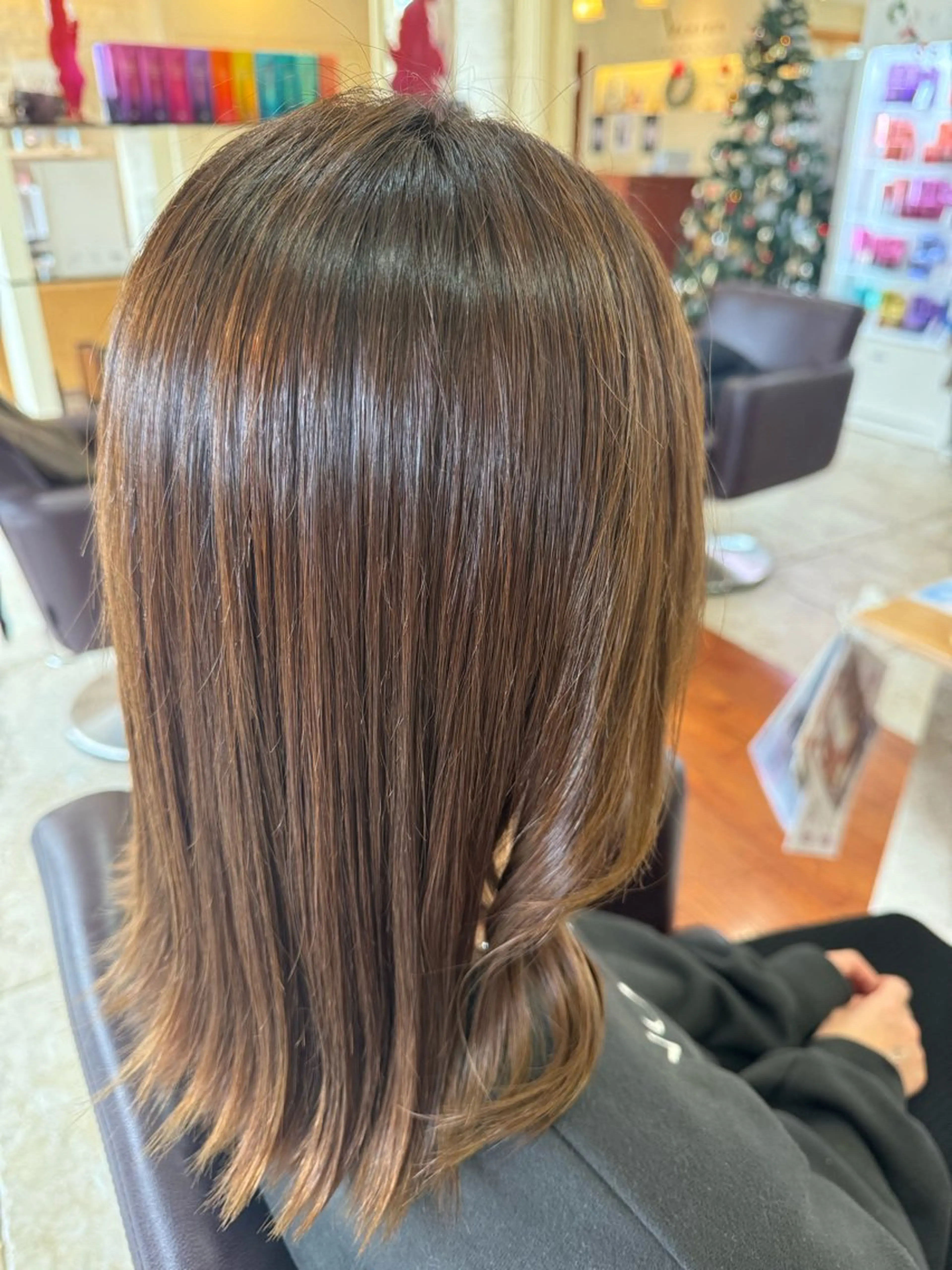 セミロング 端野七海 縮毛矯正のヘアスタイル