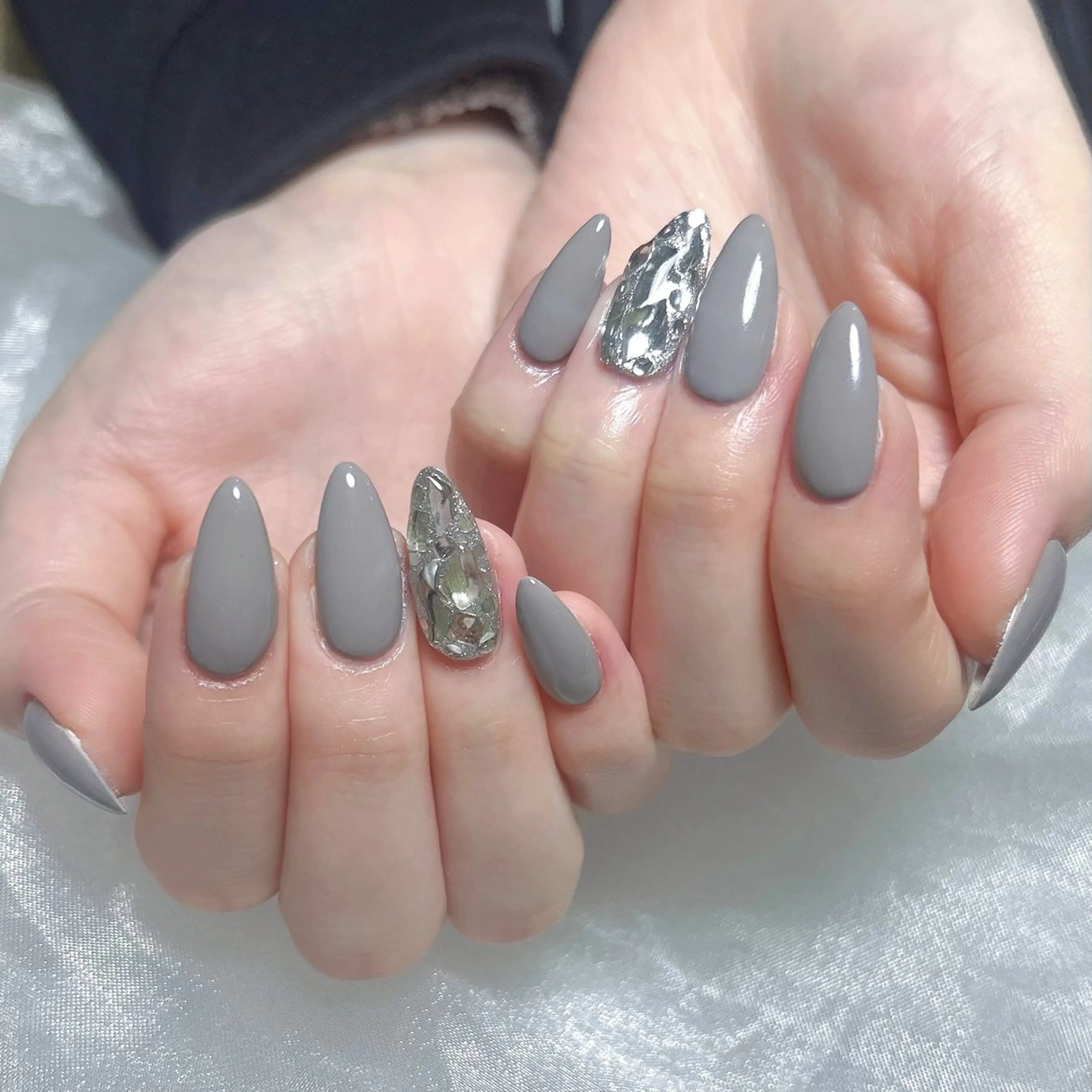 メンズ ネイル メンズ韓国風 アートネイル オーロラネイル ガーリー キラキラネイル Nail salon 木にいるのネイルデザイン