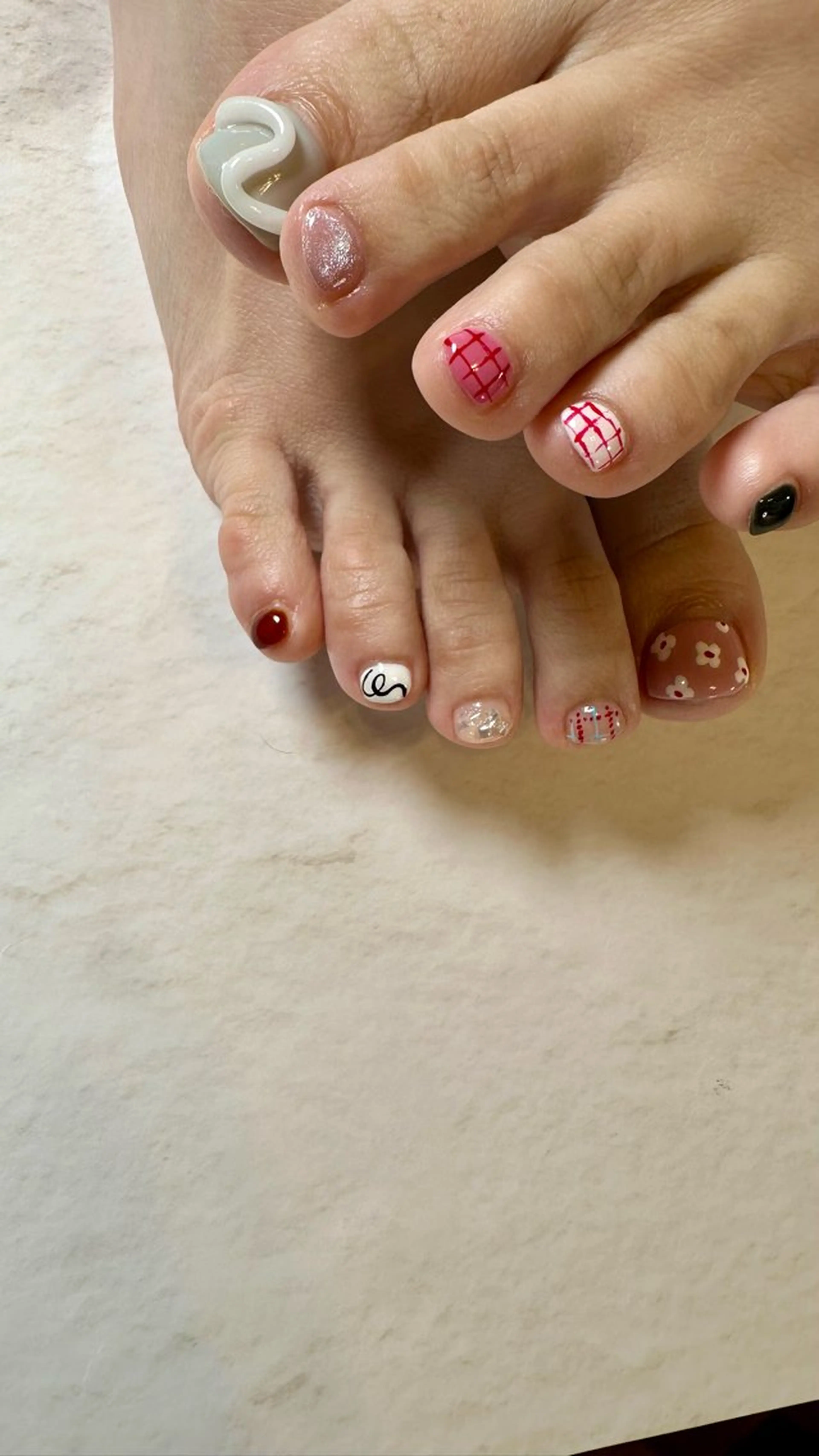 ネイル ニュアンスネイル フットネイル Atelier Ariのネイルデザイン