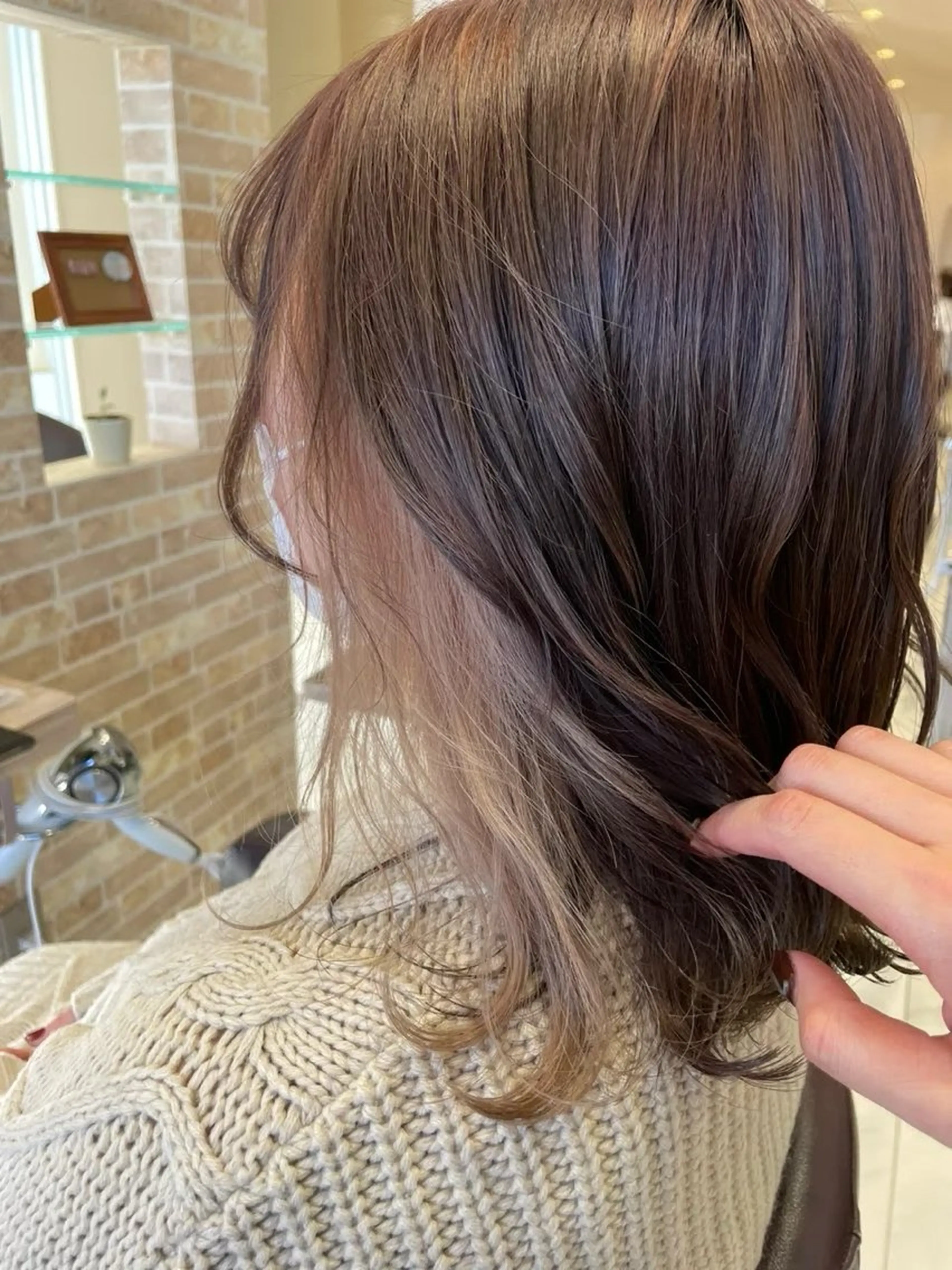 カラー ベージュカラー イヤリングカラー ホワイトベージュ GRANDEUR natsukiのヘアスタイル