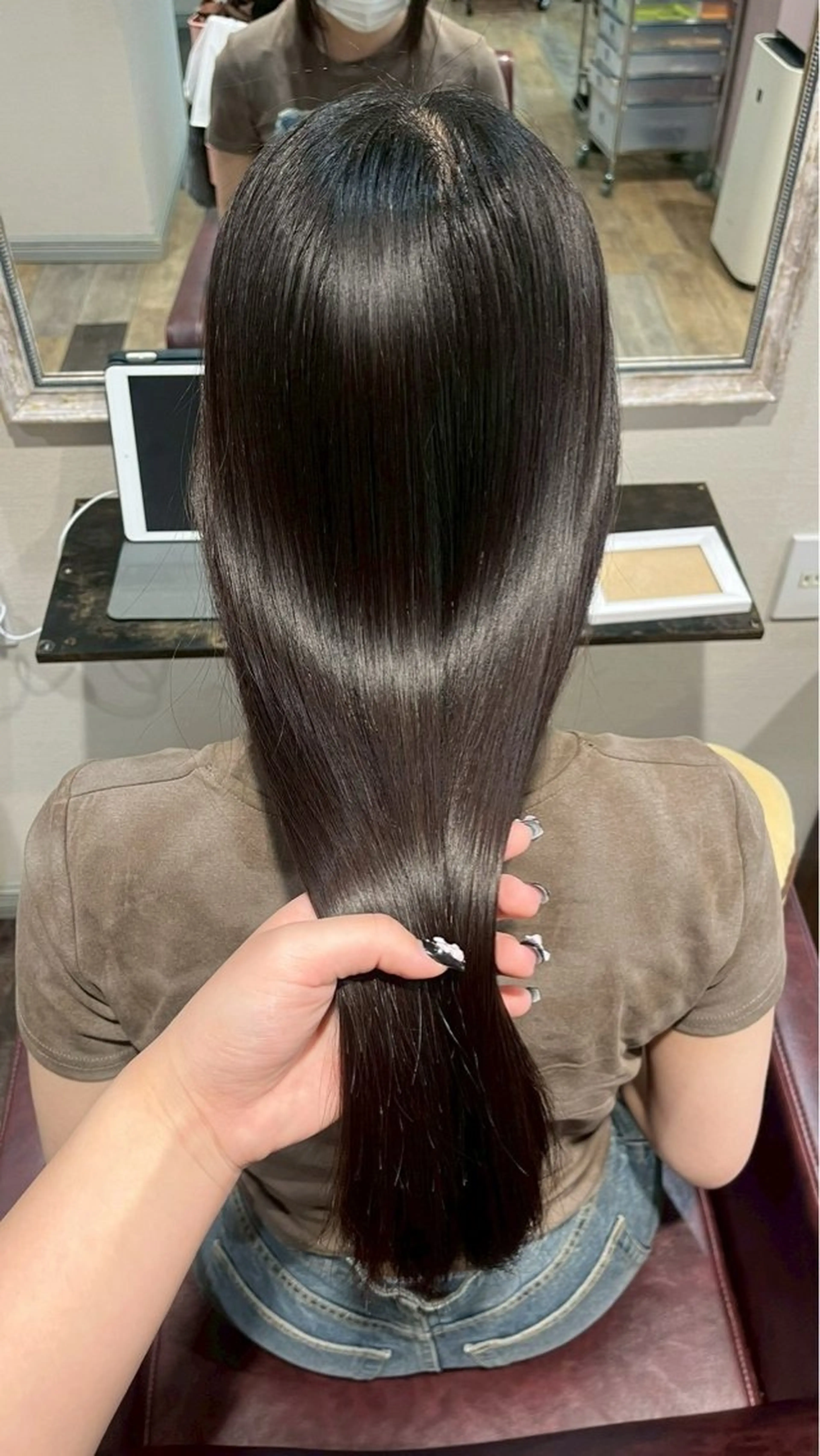 ロング カラー カット ヘアカラー トリートメント 艶カラー/ 縮毛矯正/いくののヘアスタイル
