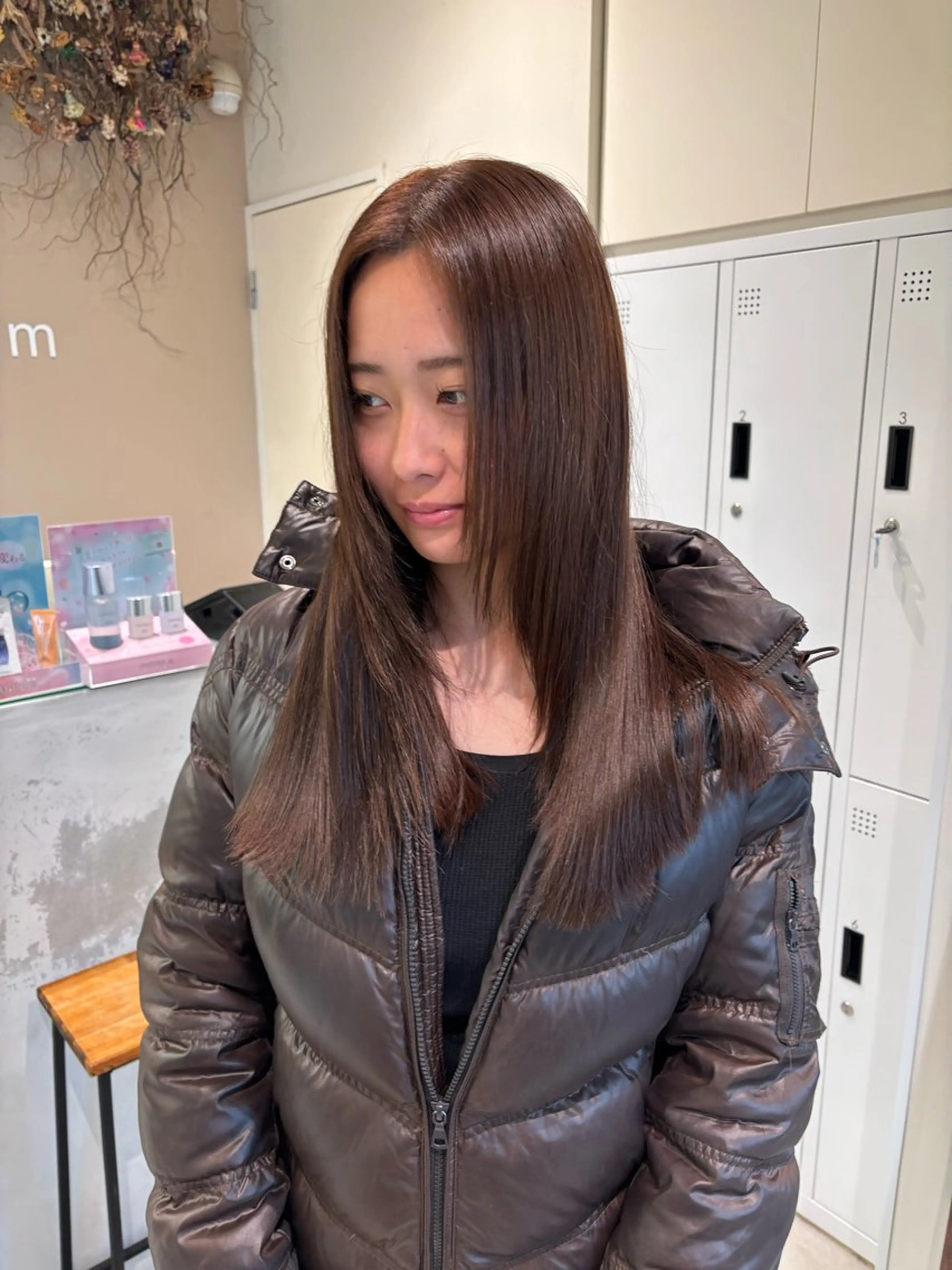 セミロング カラー トリートメント 垢抜け小顔レイヤー オリーブ/スミレのヘアスタイル