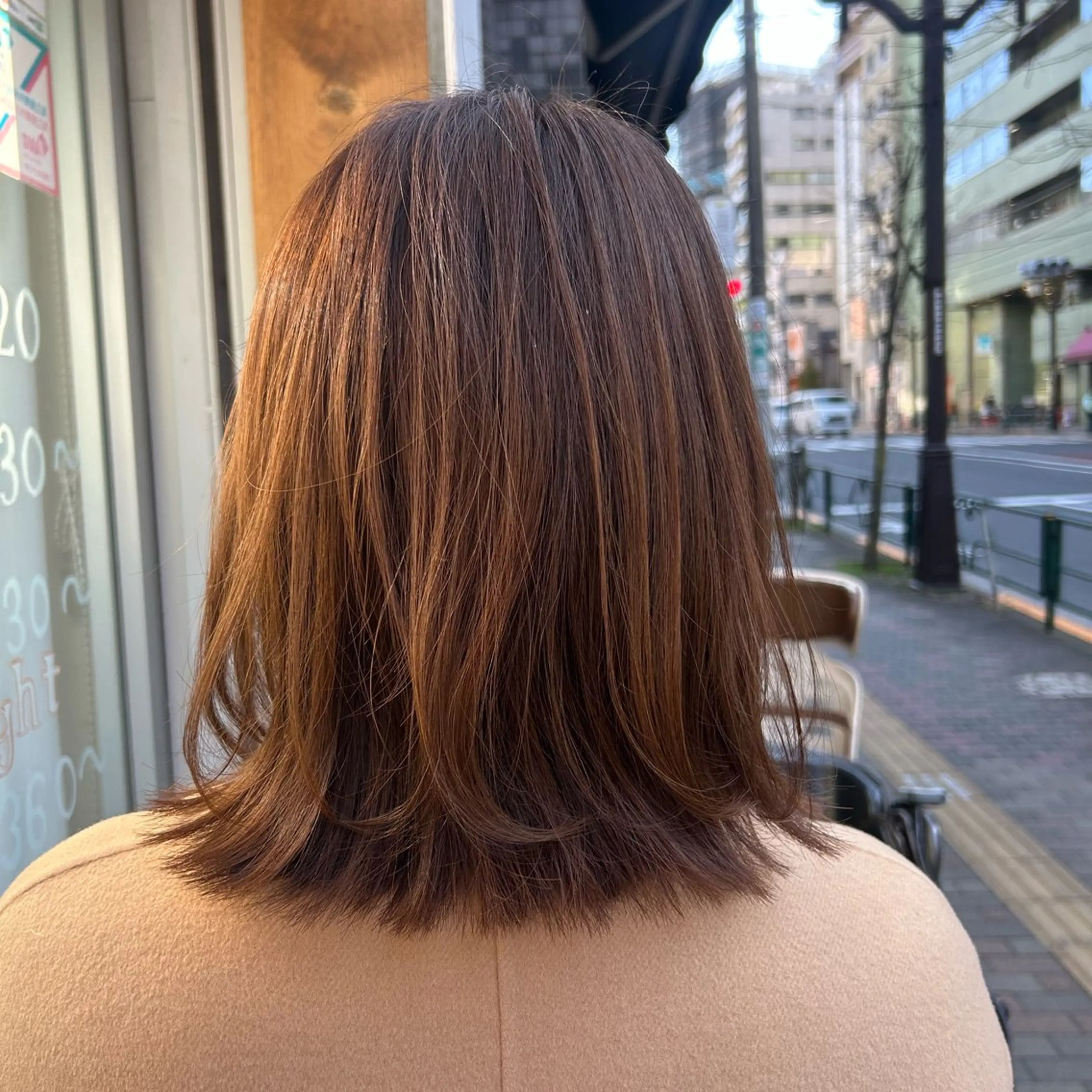 ミディアム カラー ベージュカラー オリーブベージュ ピンクカラー カット ヘアカラー トリートメント 若狭 彩花のヘアスタイル