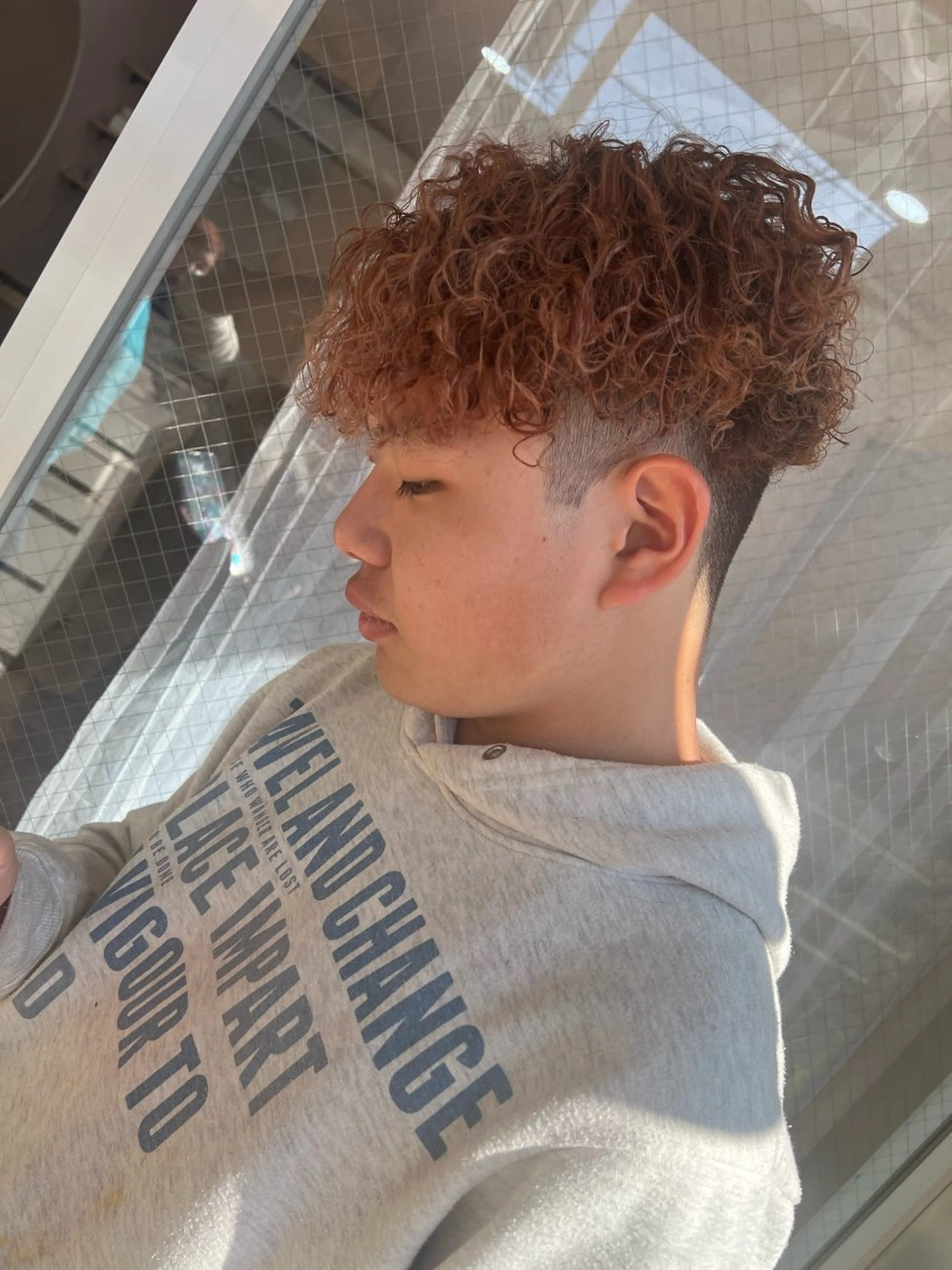 パーマ メンズ マッシュ 刈り上げ パーマ ミルオトンヌ／ 鎌田里穂のマツエク・マツパデザイン