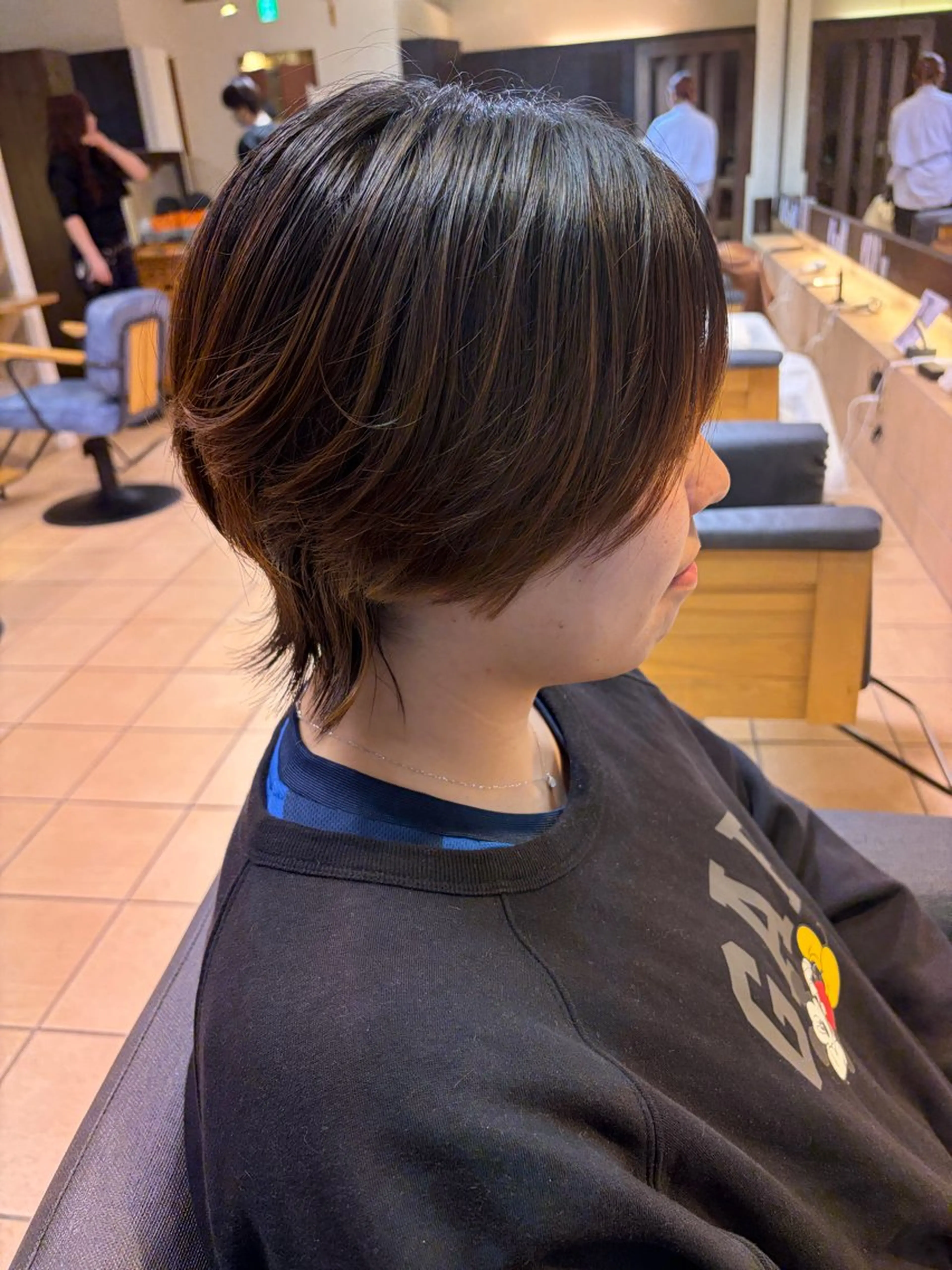 ショート カット 濱川響太レディース カットモデルのヘアスタイル