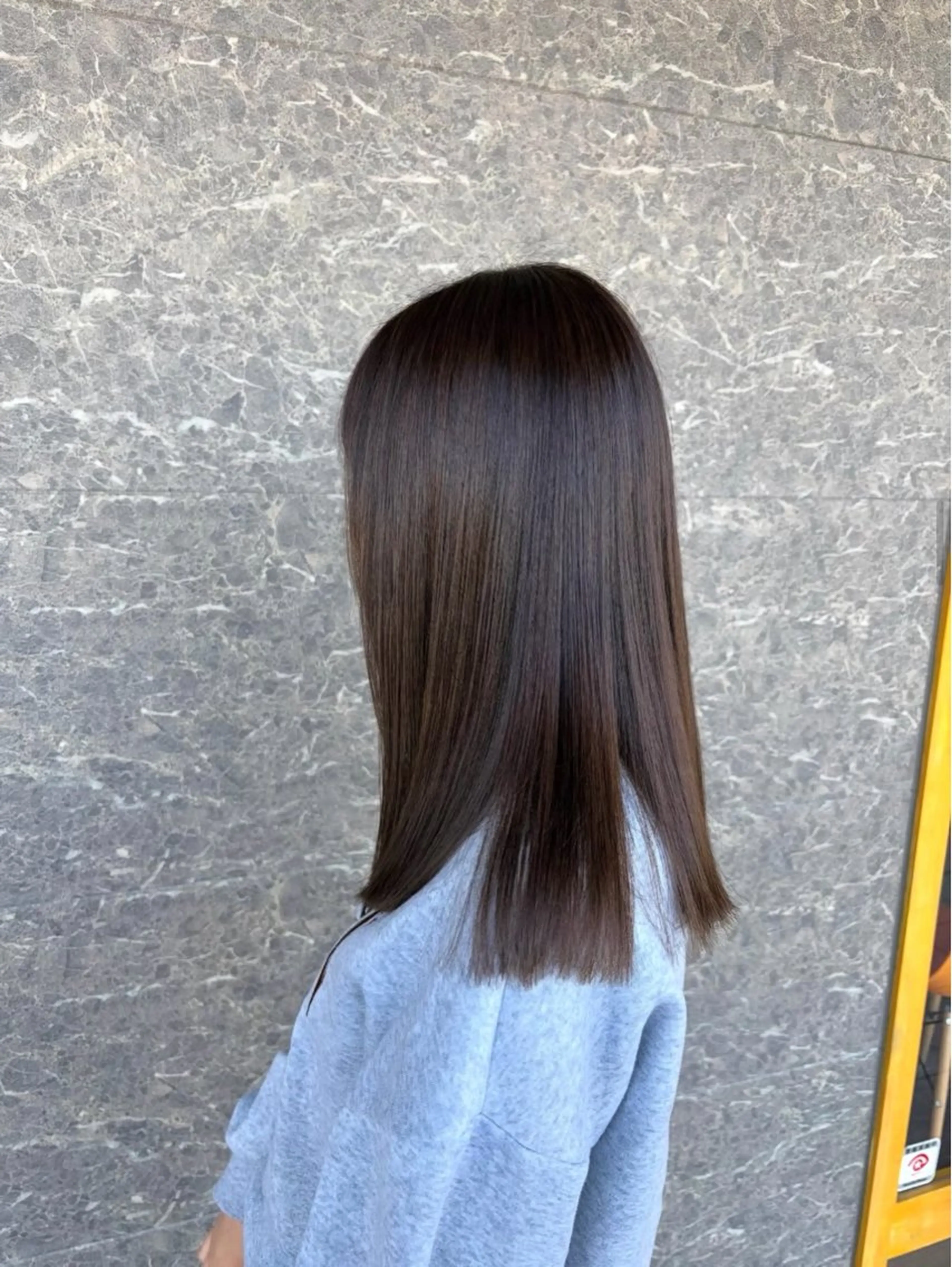 カラー ヘアカラー トリートメント 織部 望のヘアスタイル
