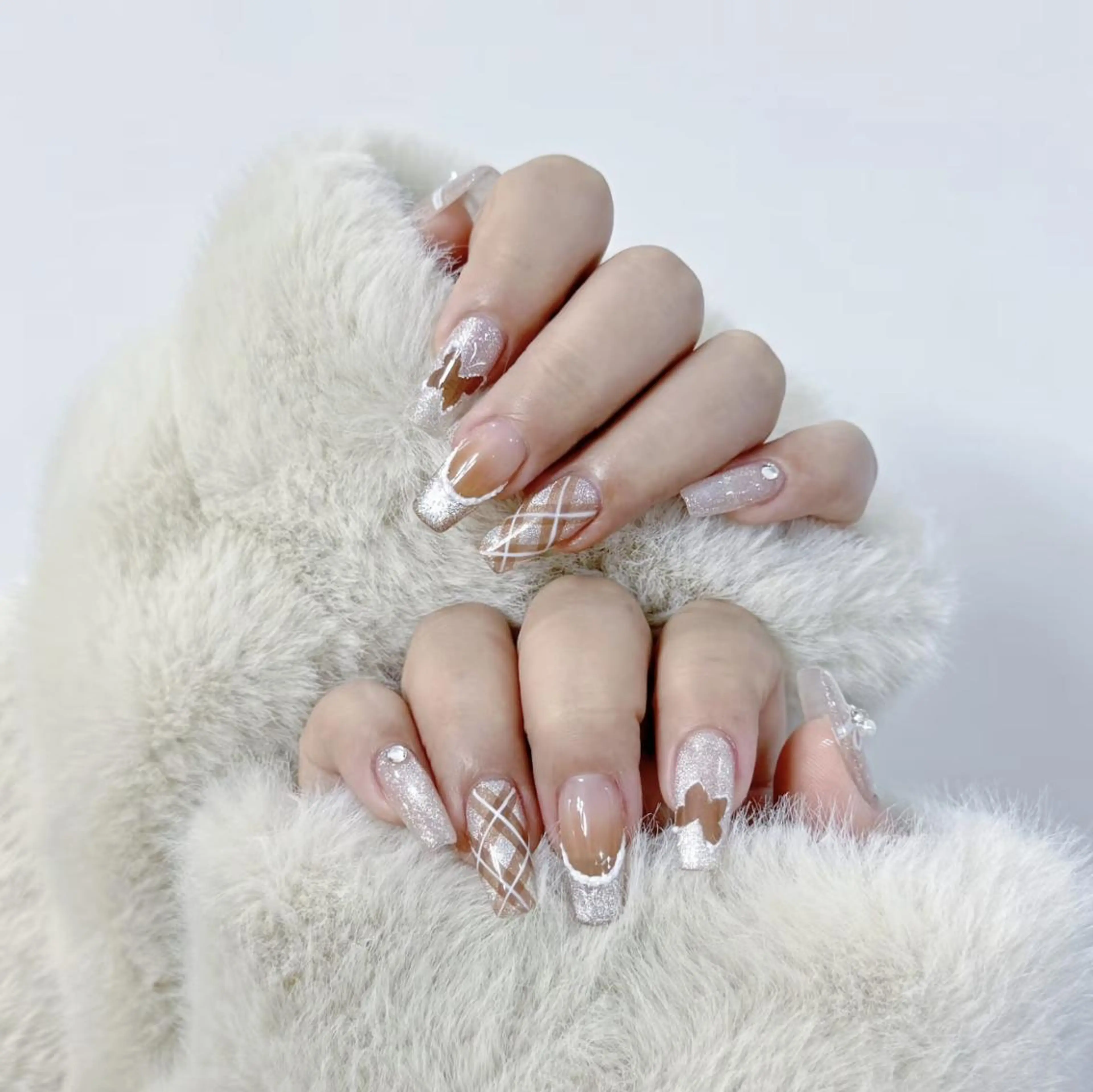 ネイル ハンドネイル ハンドケア 🍑 momo_nailのネイルデザイン