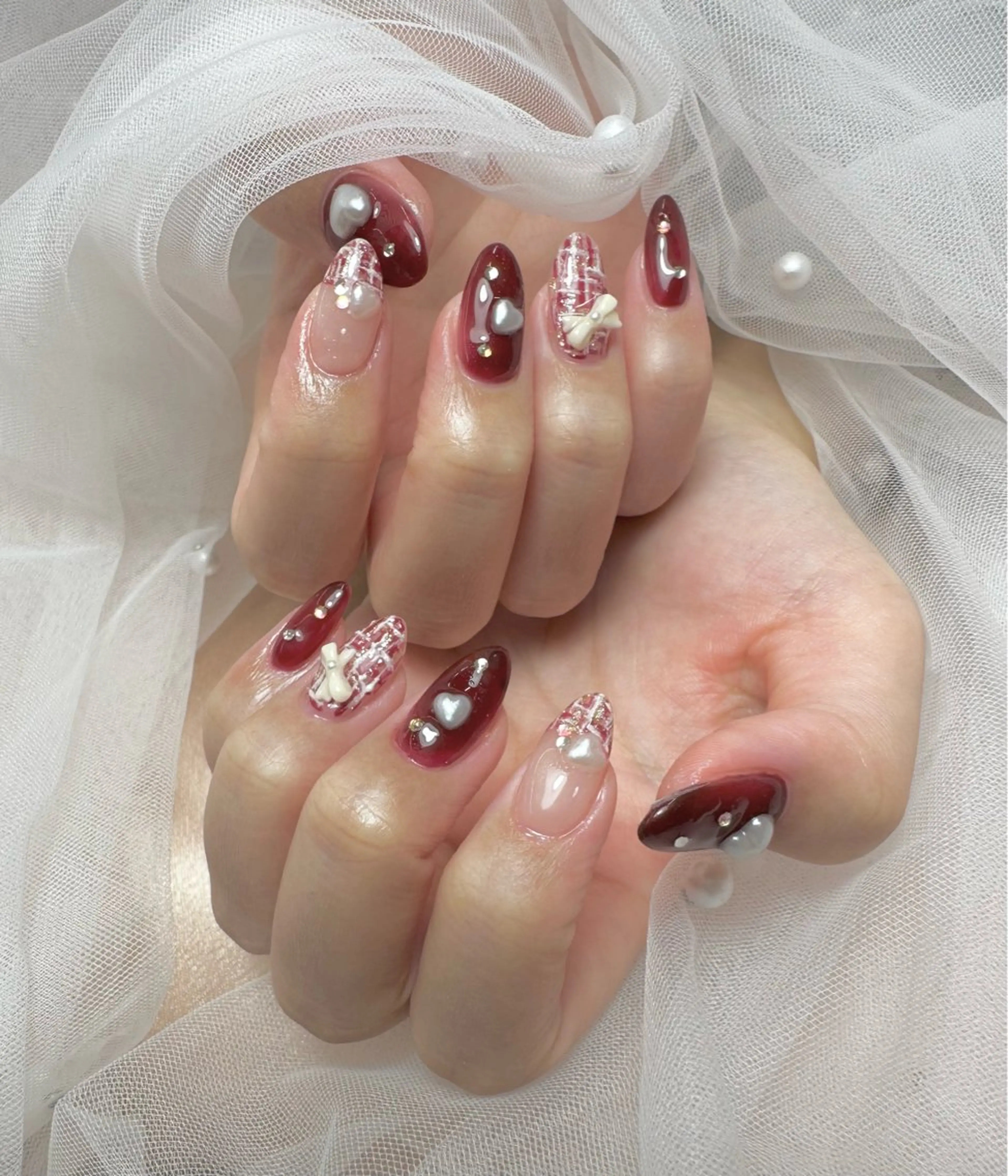 ネイル 赤色 ツイードネイル Pawtique nail salonのネイルデザイン