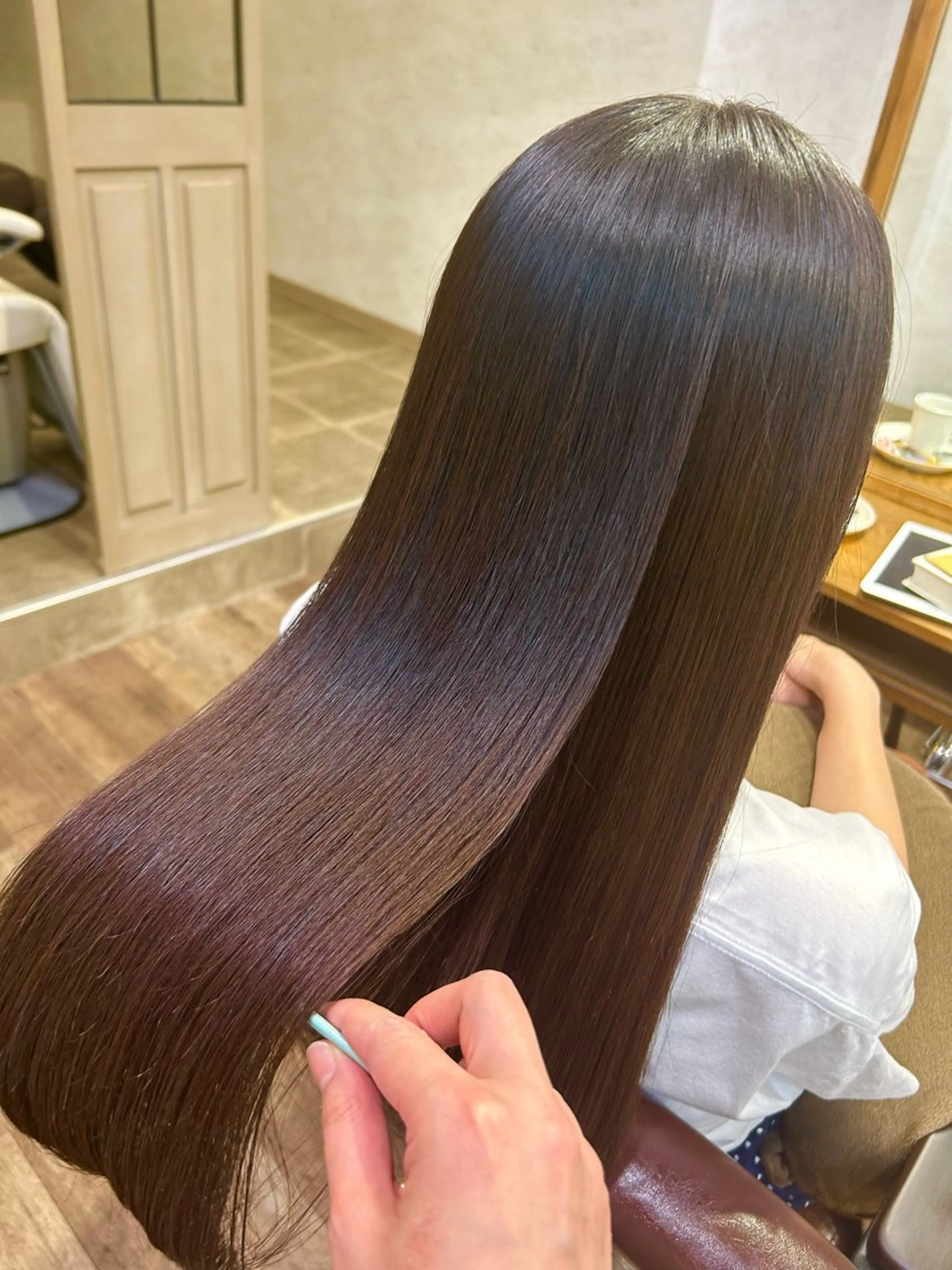 ロング 山口 栞奈のヘアスタイル