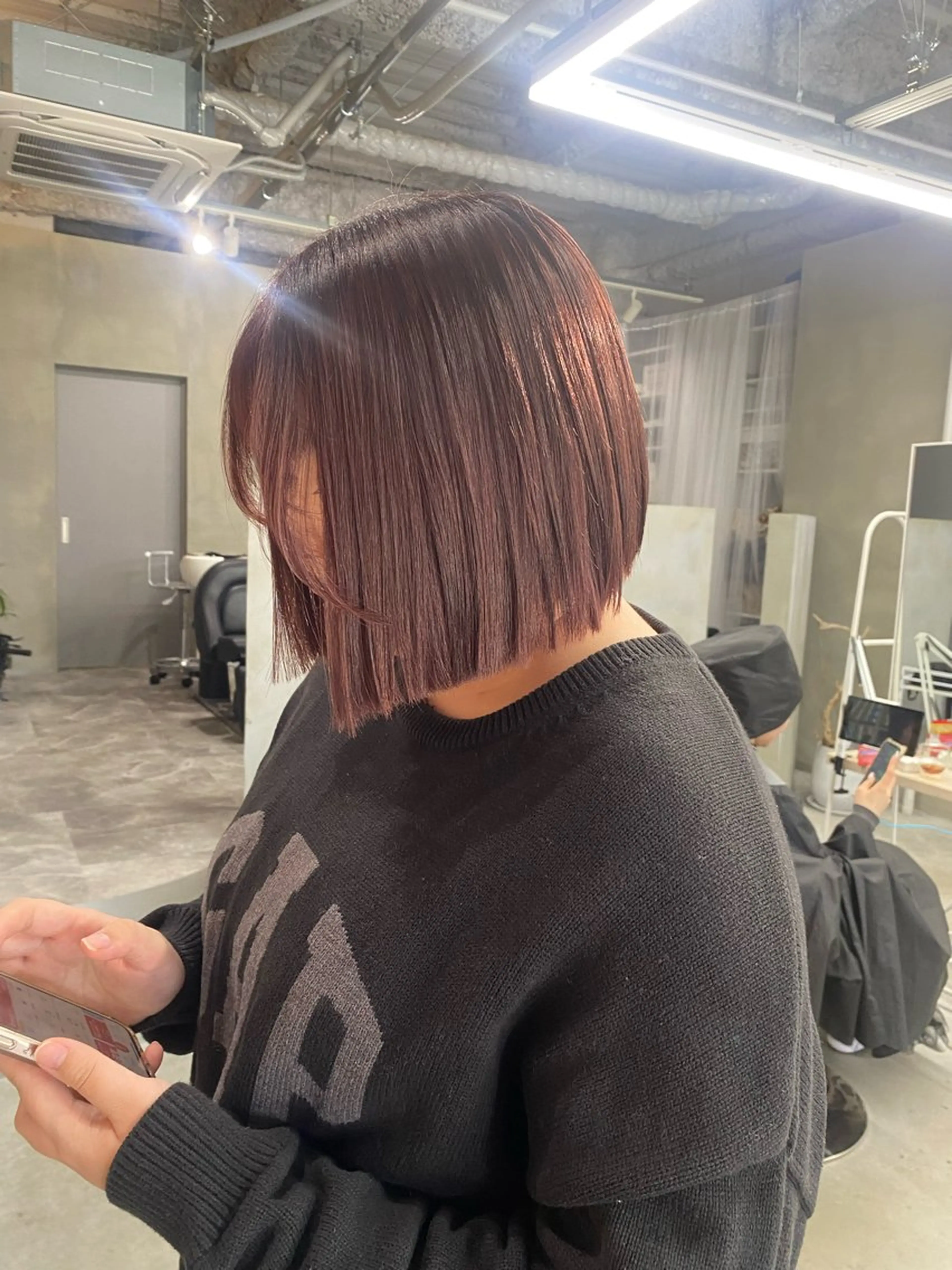 ショート カラー ブリーチ カット ヘアカラー トリートメント 前橋 姫奈のヘアスタイル