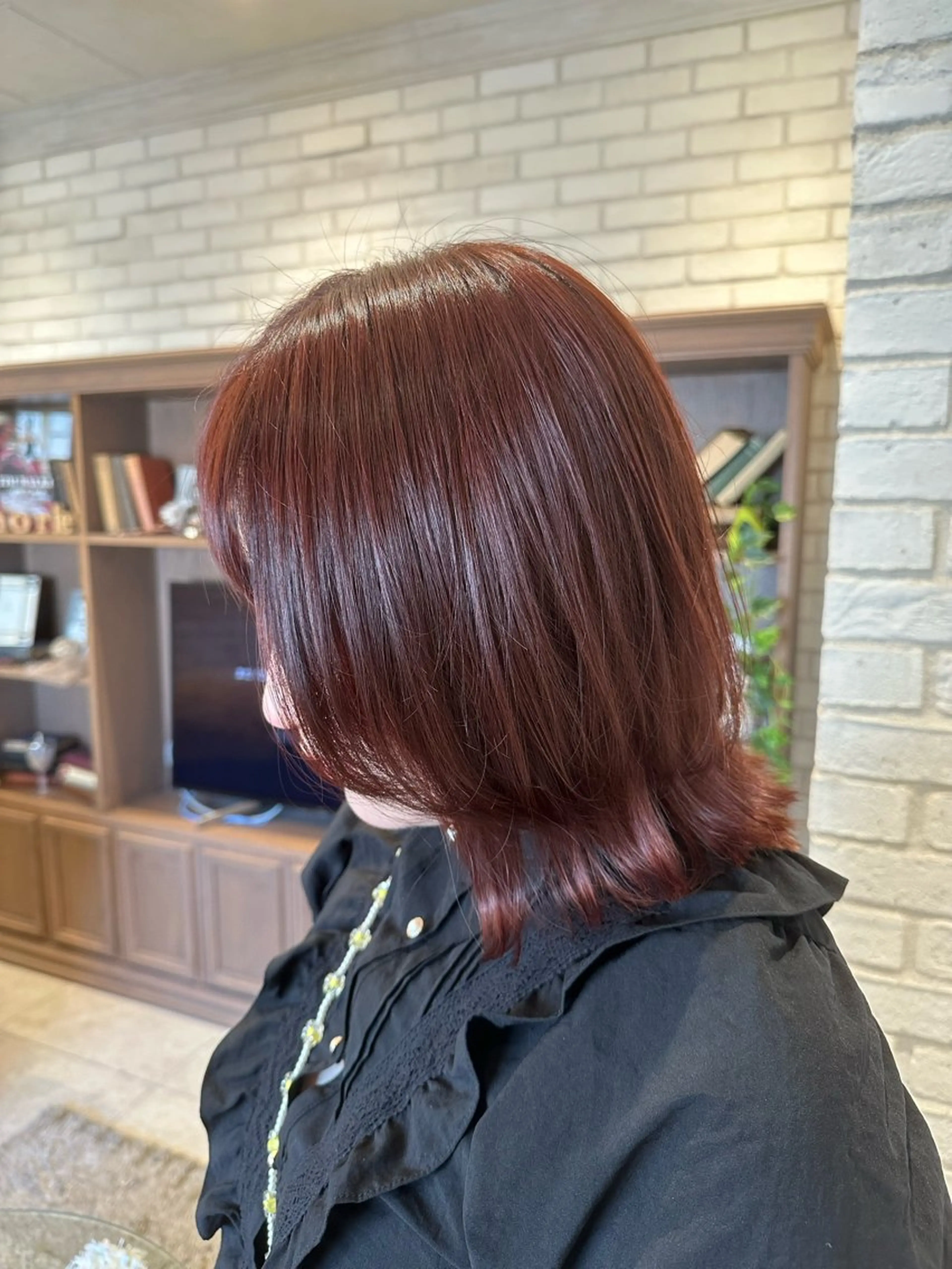 ミディアム カラー 牛嶋 嶺弥のヘアスタイル