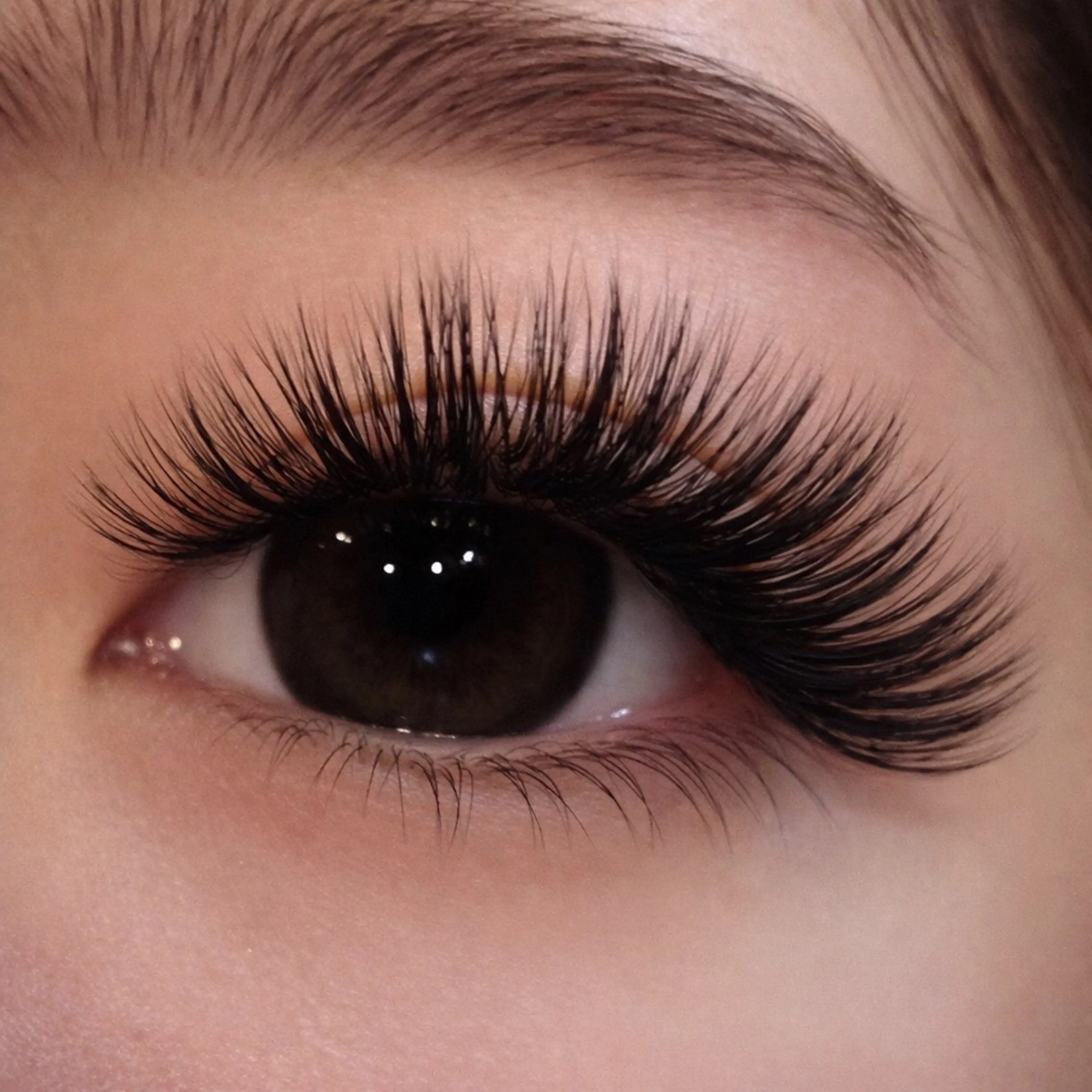 マツエク・マツパ 付け放題 ノーファンデの樹所属・宇治 名帆子のマツエク・マツパデザイン