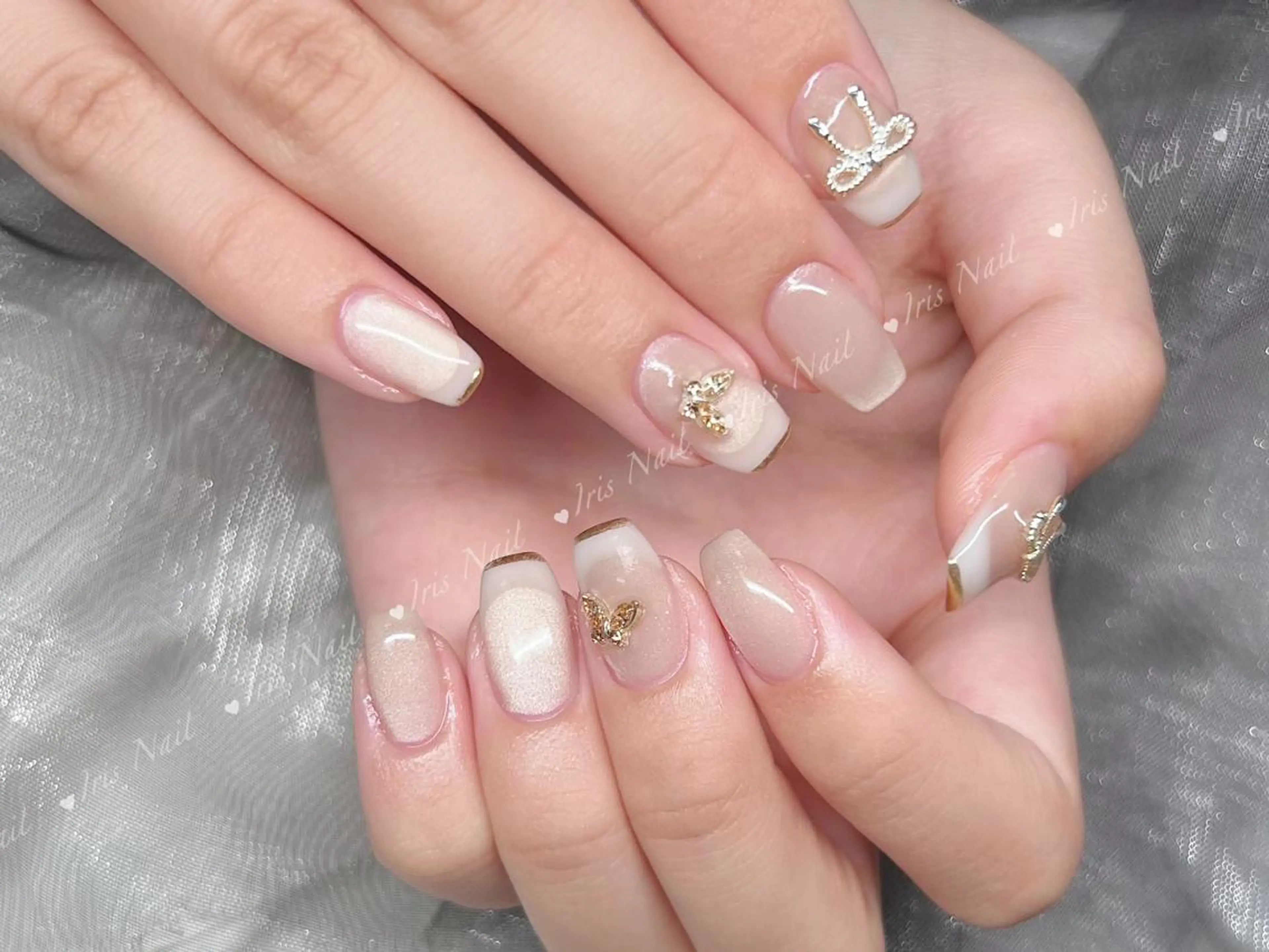 ネイル ゴールド ミラーネイル シンプルネイル 💕藤江 月🌸🍒のネイルデザイン