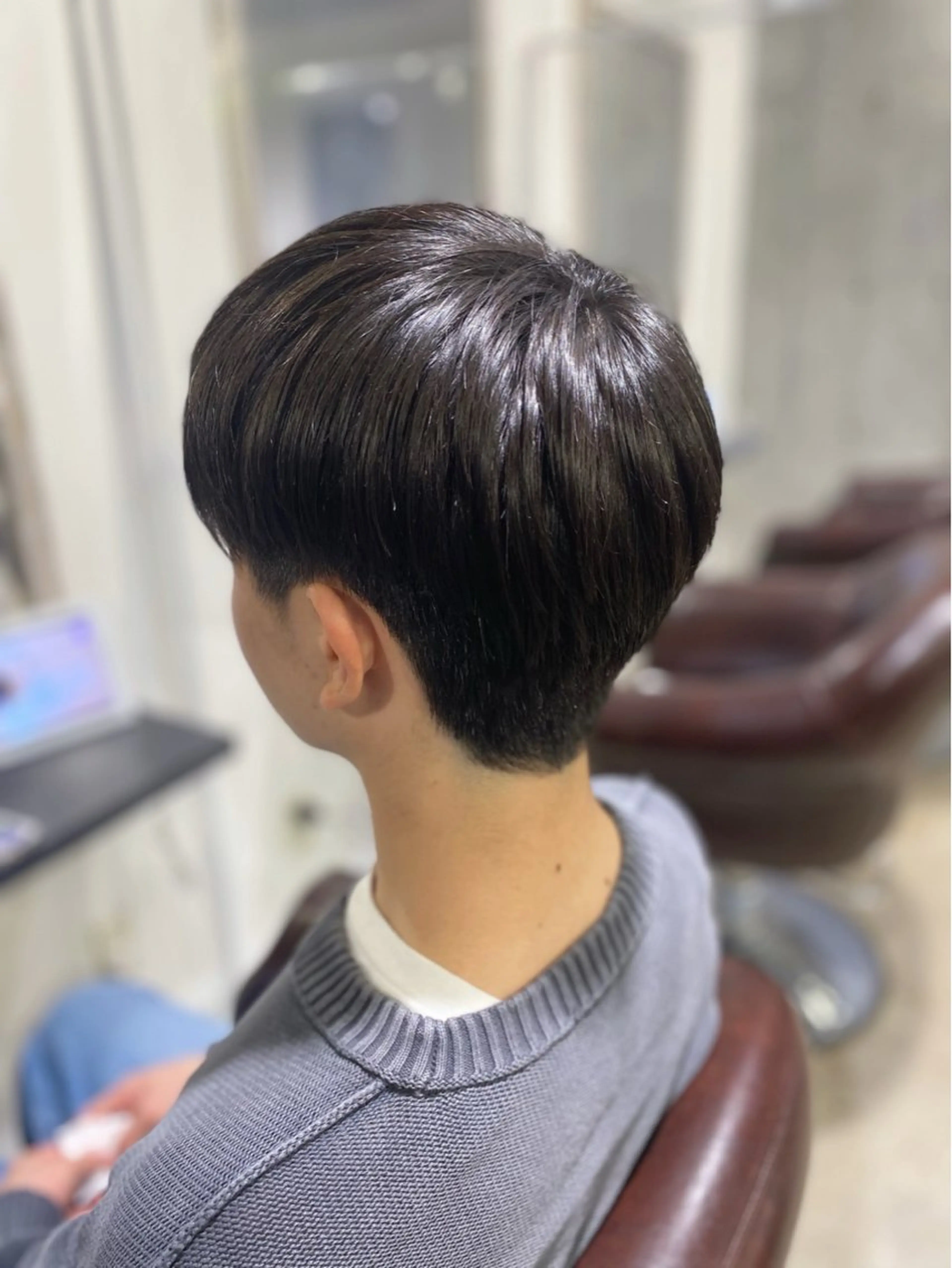 メンズ マッシュ 刈り上げ 根本 真奈のヘアスタイル