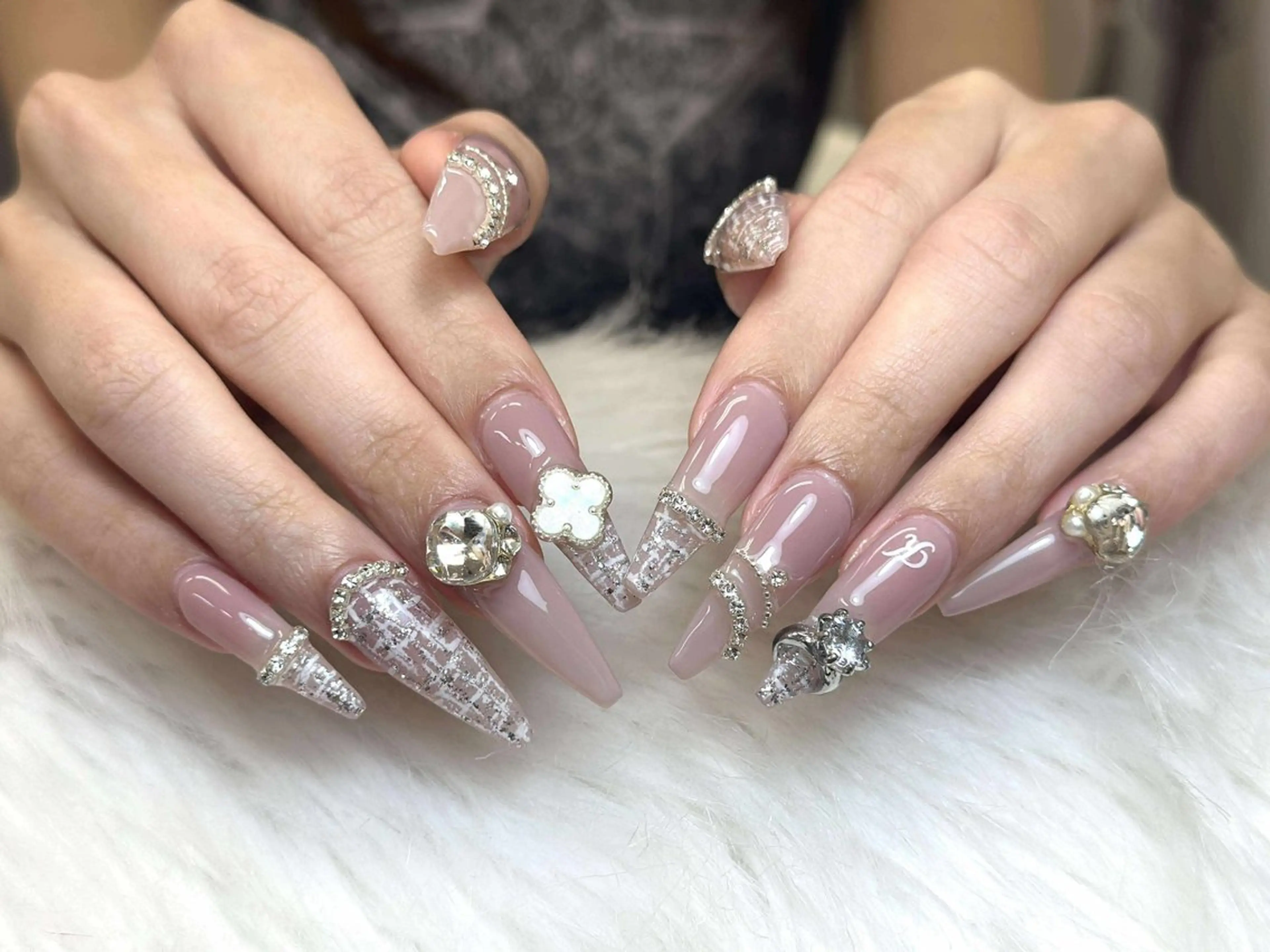ネイル アートネイル 成人式 ジェルネイル ニュアンスネイル 夏ネイル Nie Nail Shinokuboのネイルデザイン