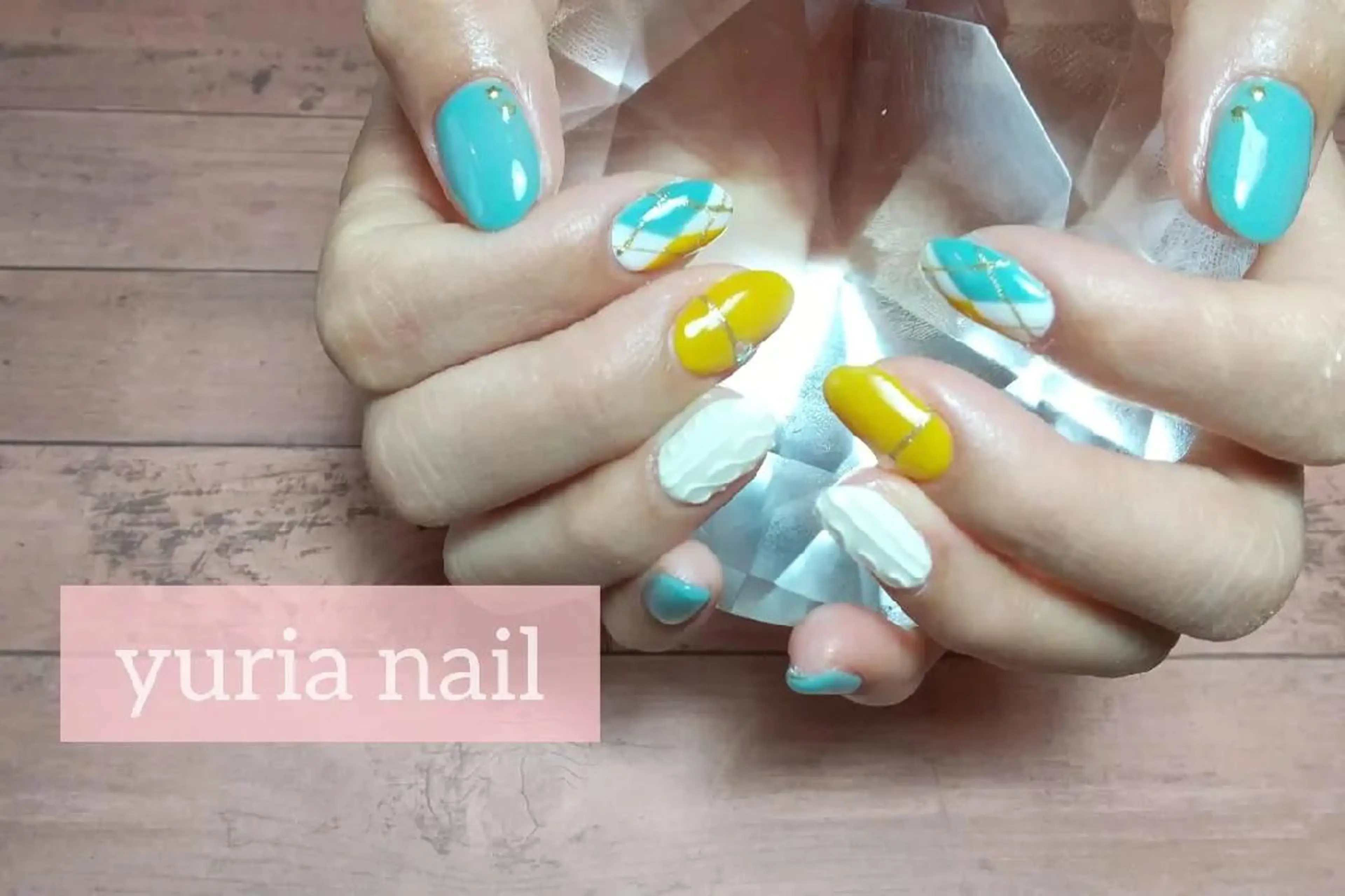 ネイル ジェルネイル 小林 ゆりあのネイルデザイン