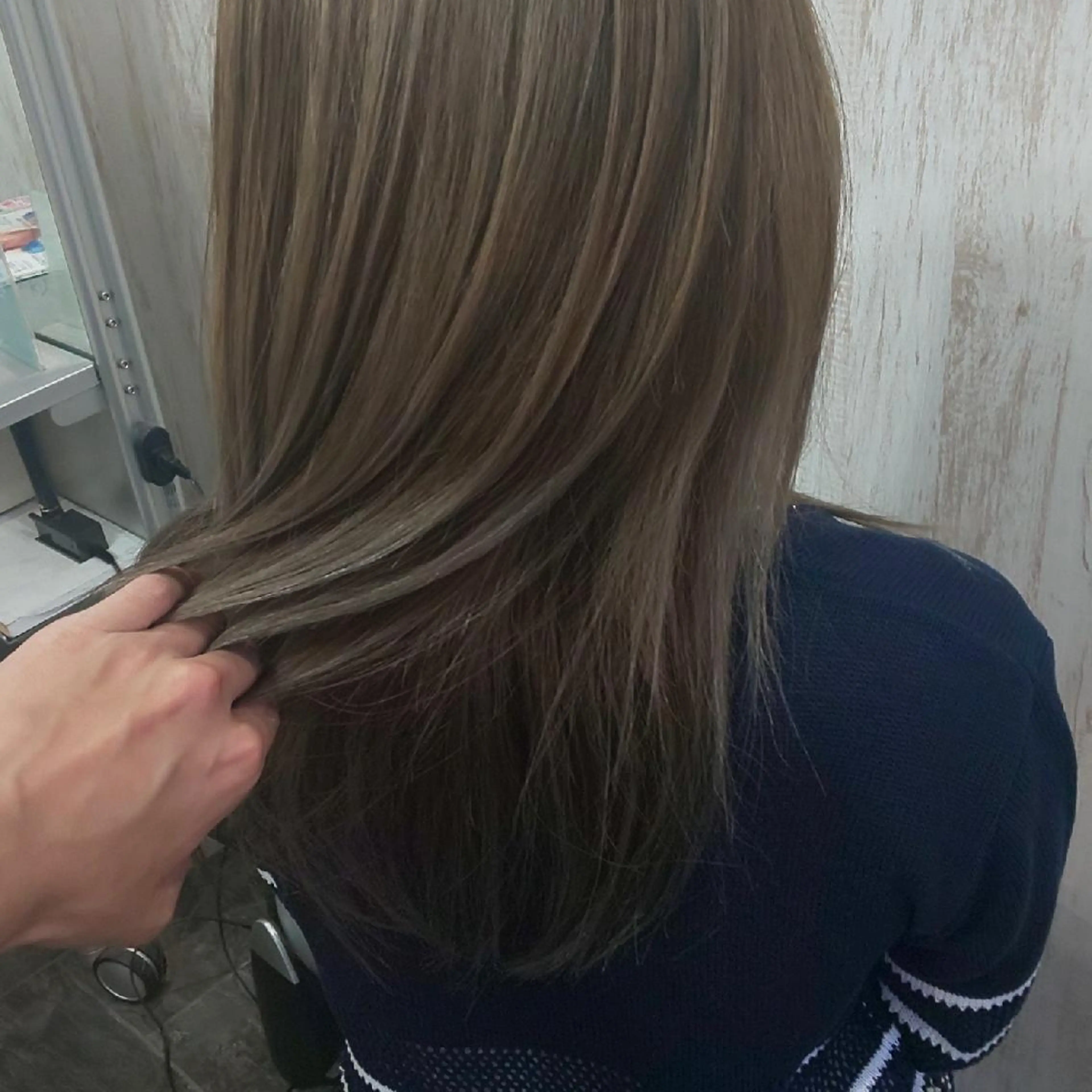 ✨初回限定✨上質ヘアカラー&艶トリートメント✨の写真