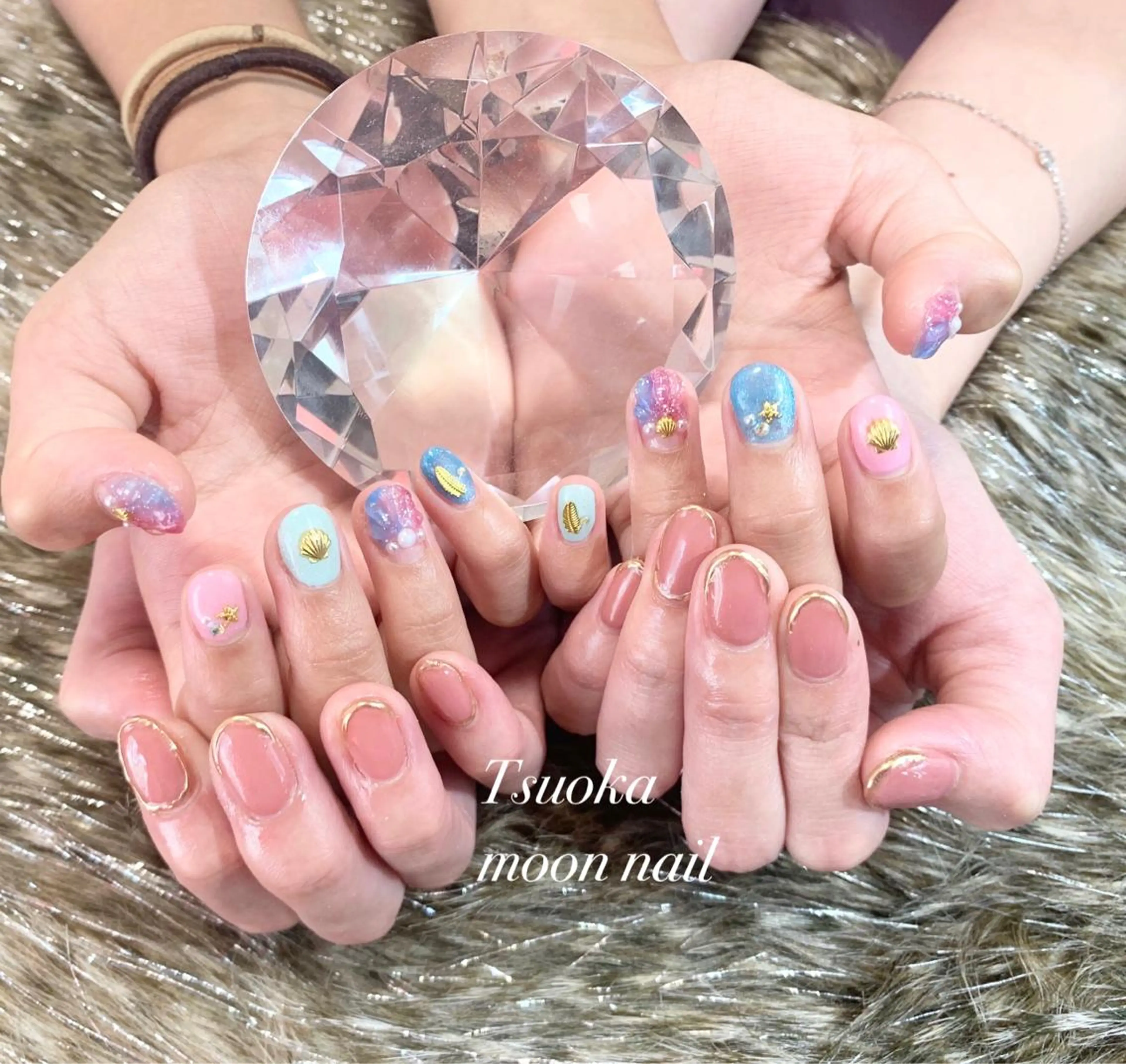 ネイル 🌙都岡 ムーンネイルのネイルデザイン