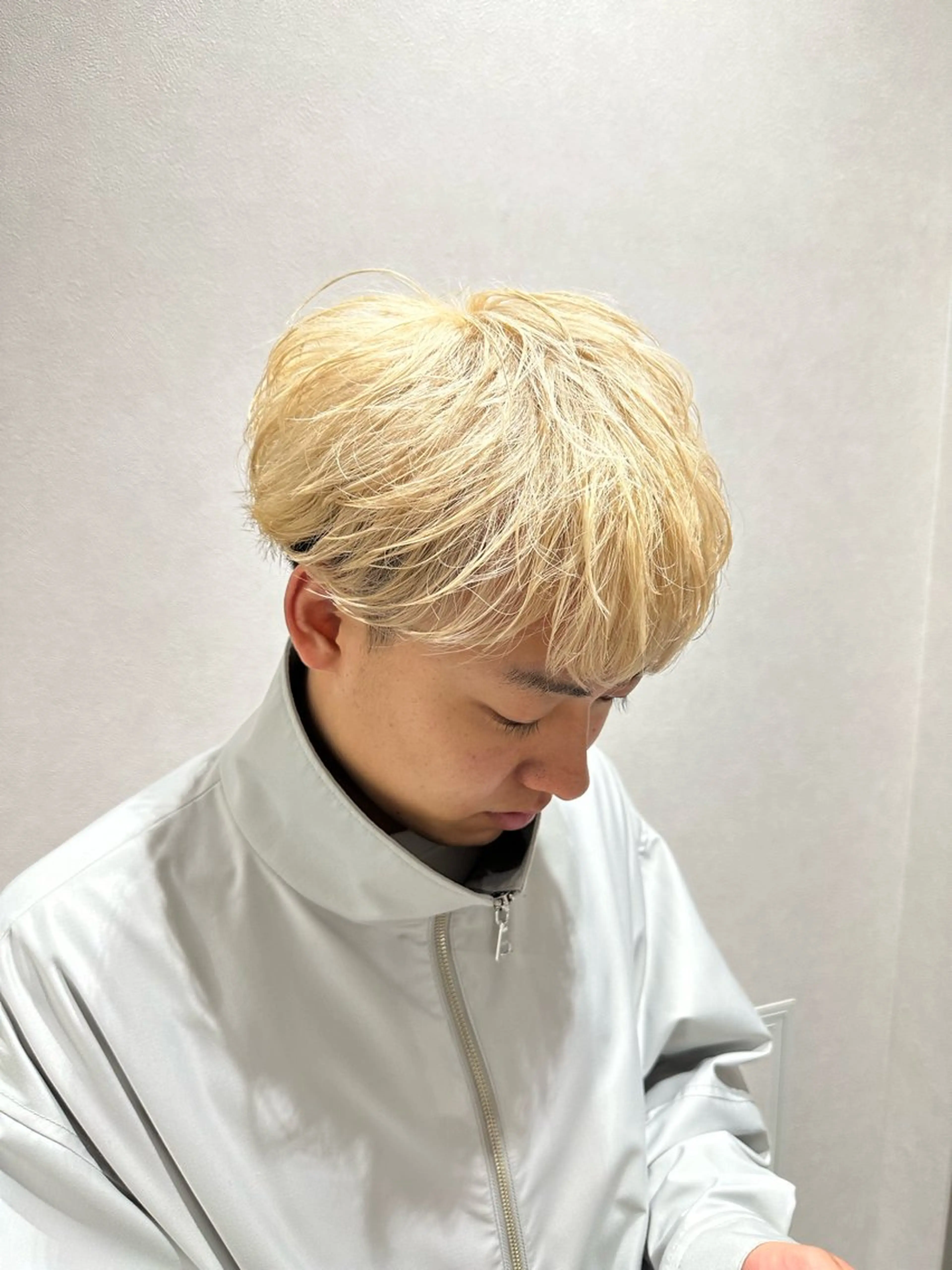 ショート カラー メンズ ヘアカラー トリートメント 𝐑𝐲𝐮𝐤𝐢 【店長】ALEAPのヘアスタイル