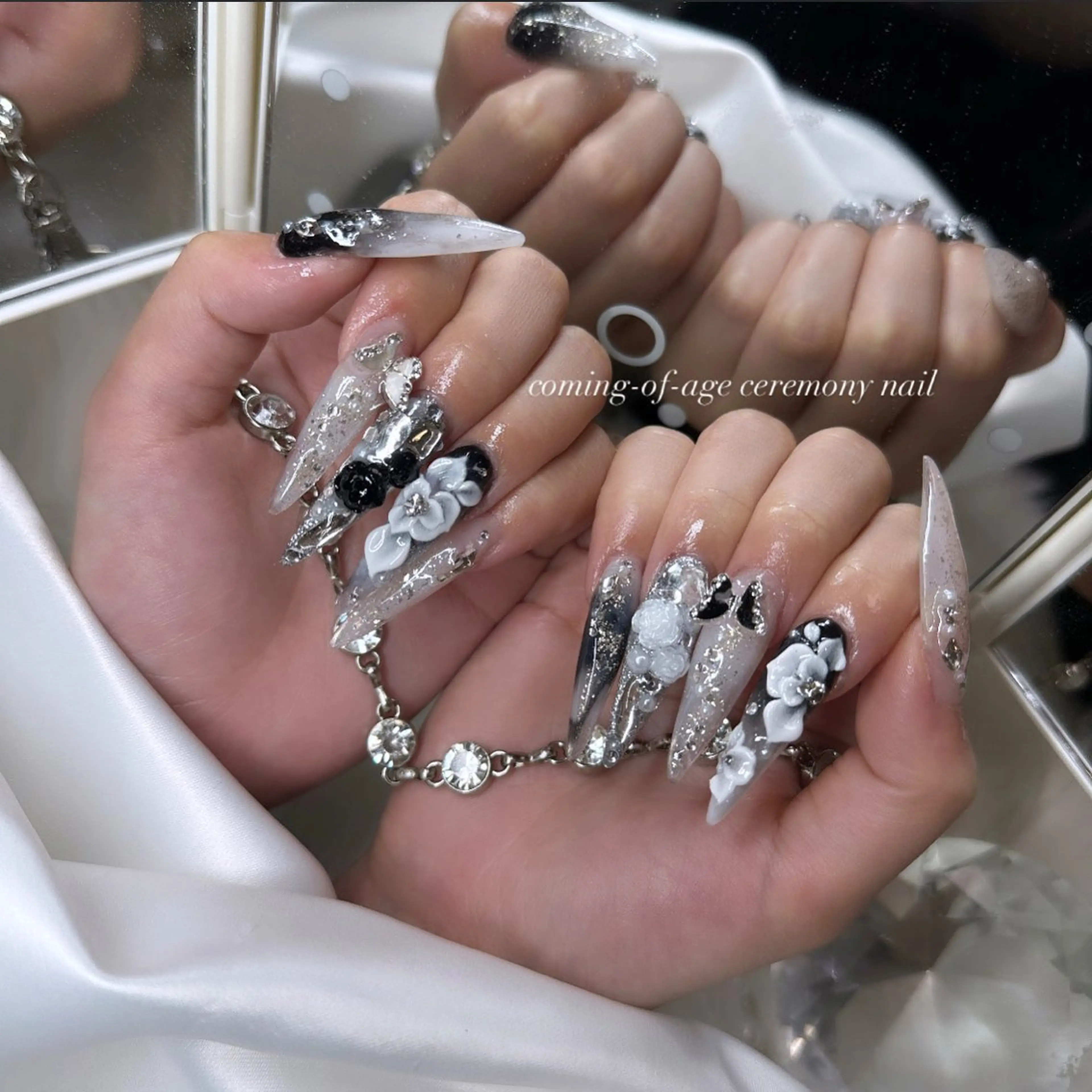 ネイル 加納 莉音のネイルデザイン