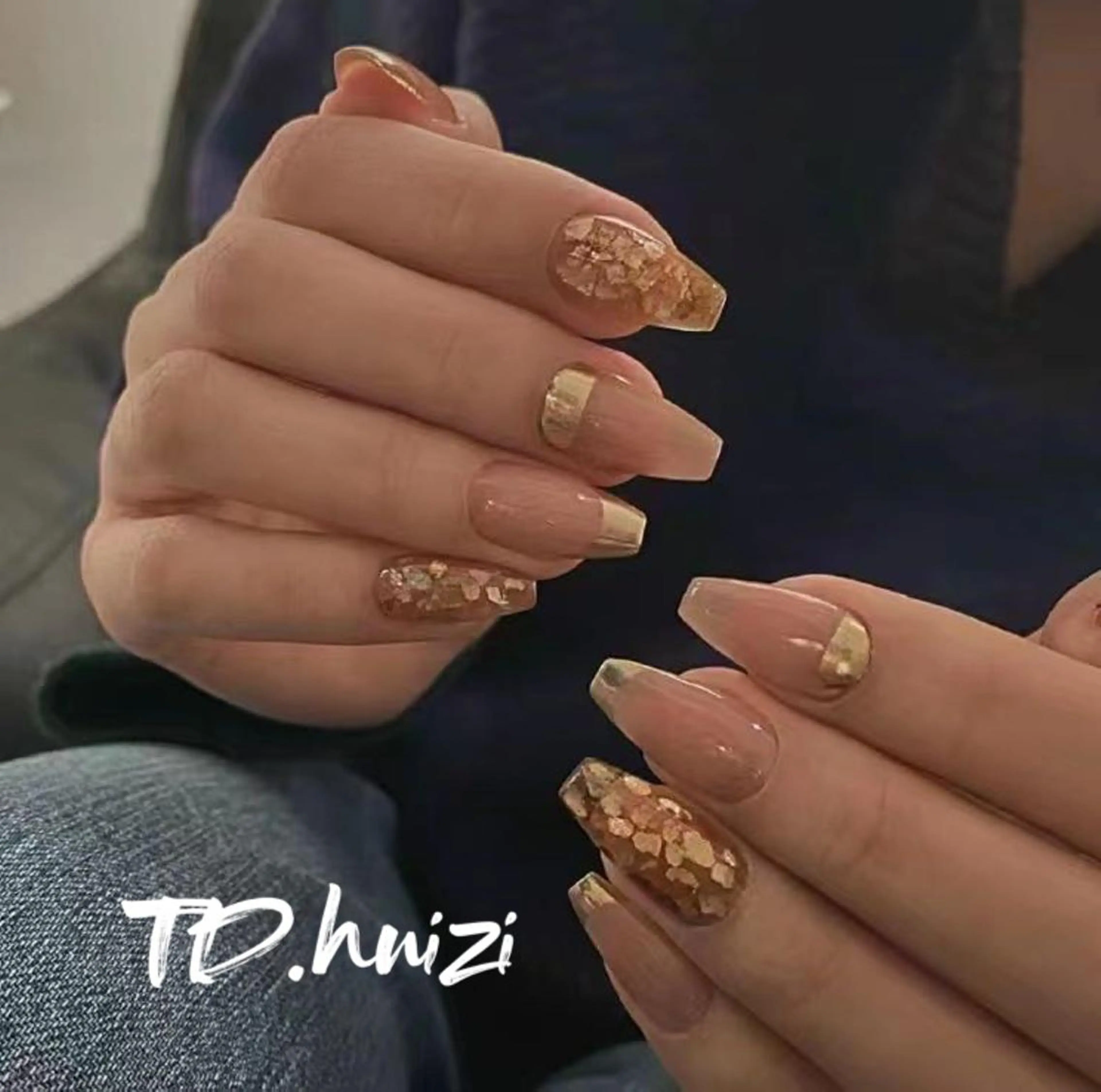 セミロング めぐみのネイルサロン スタッフ練習のネイルデザイン