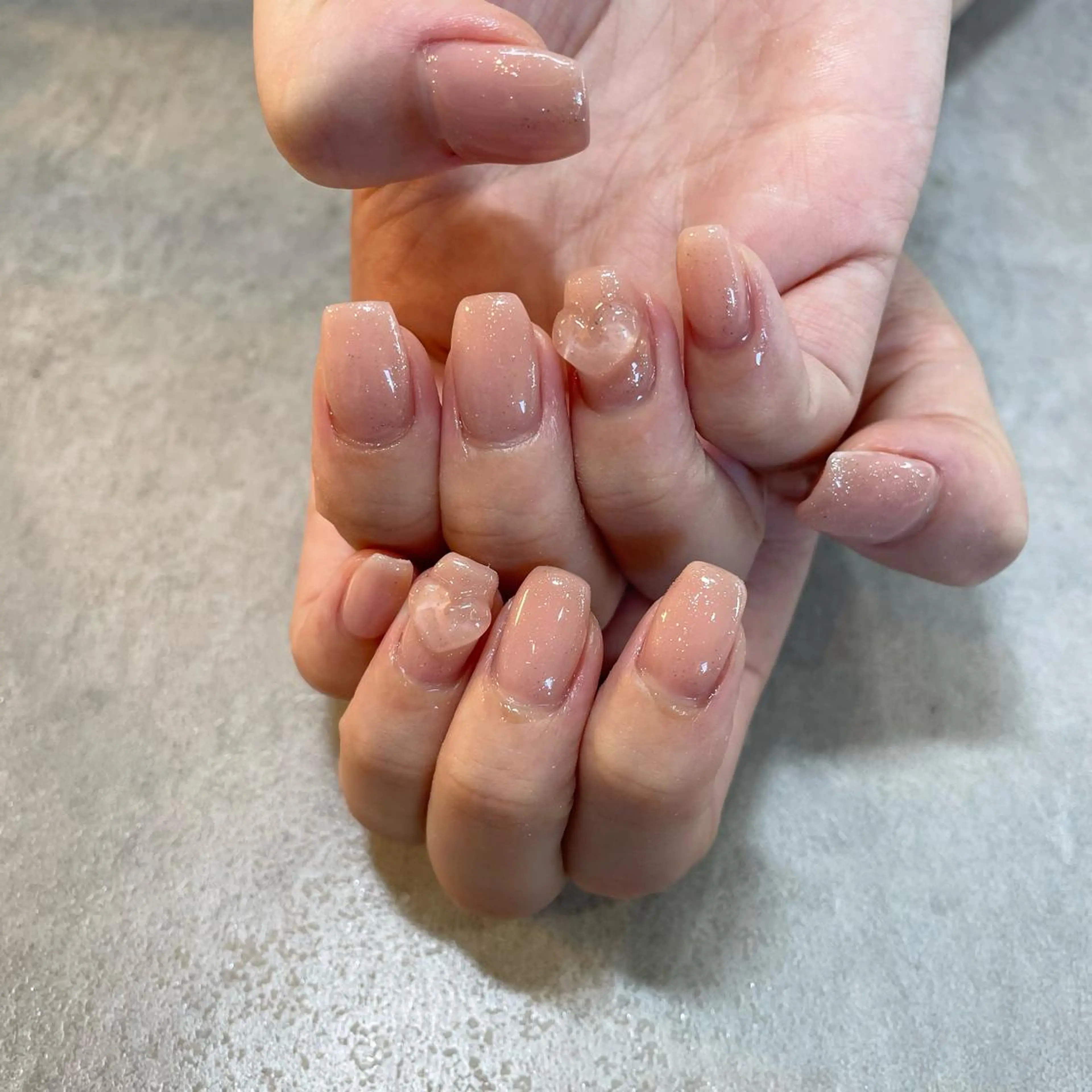 ネイル ハート 韓国ネイル Nail Salon Gummi.のネイルデザイン
