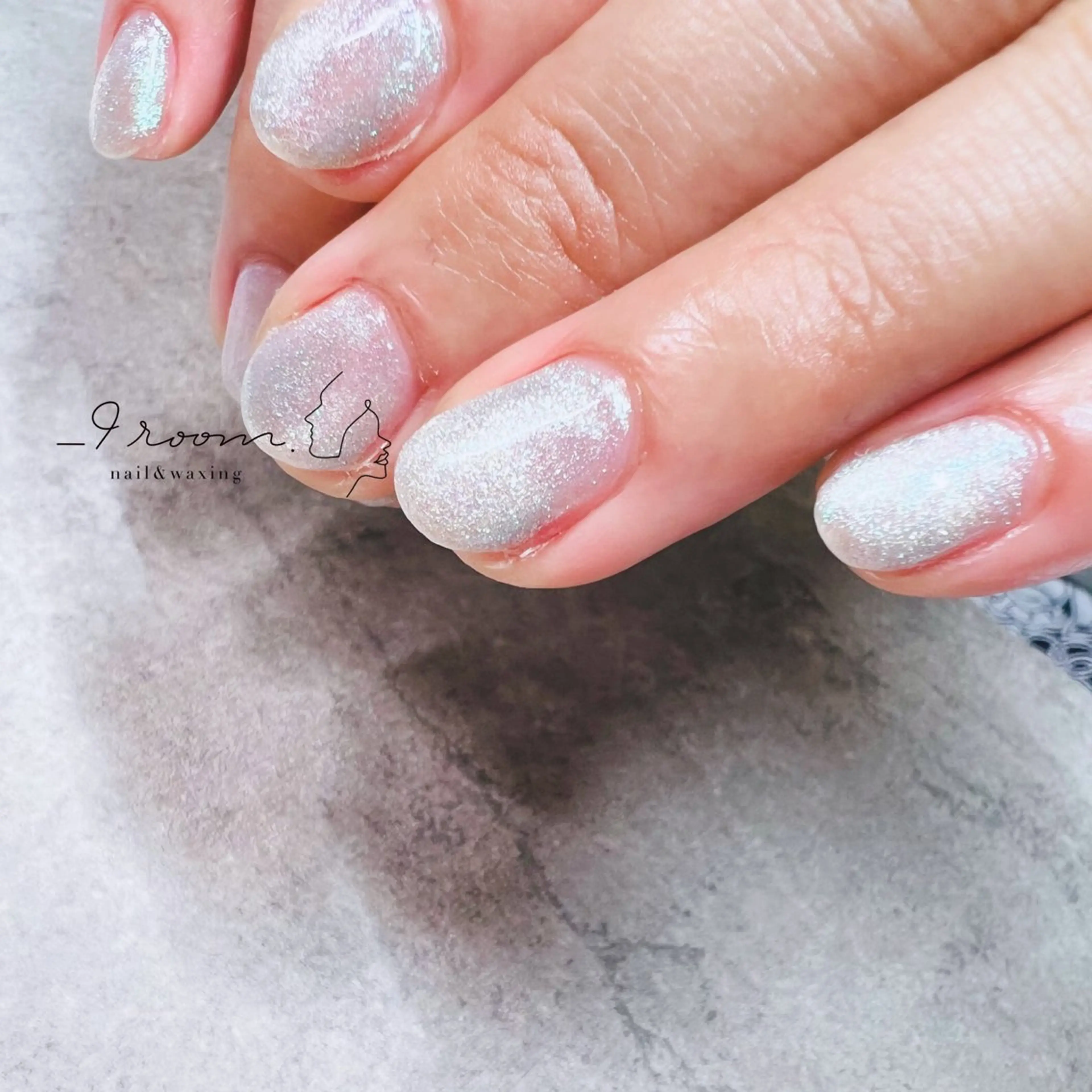 ネイル ラメ(グリッター) オフィスネイル ワンカラーネイル シンプルネイル _9 room. Yoshimiのネイルデザイン