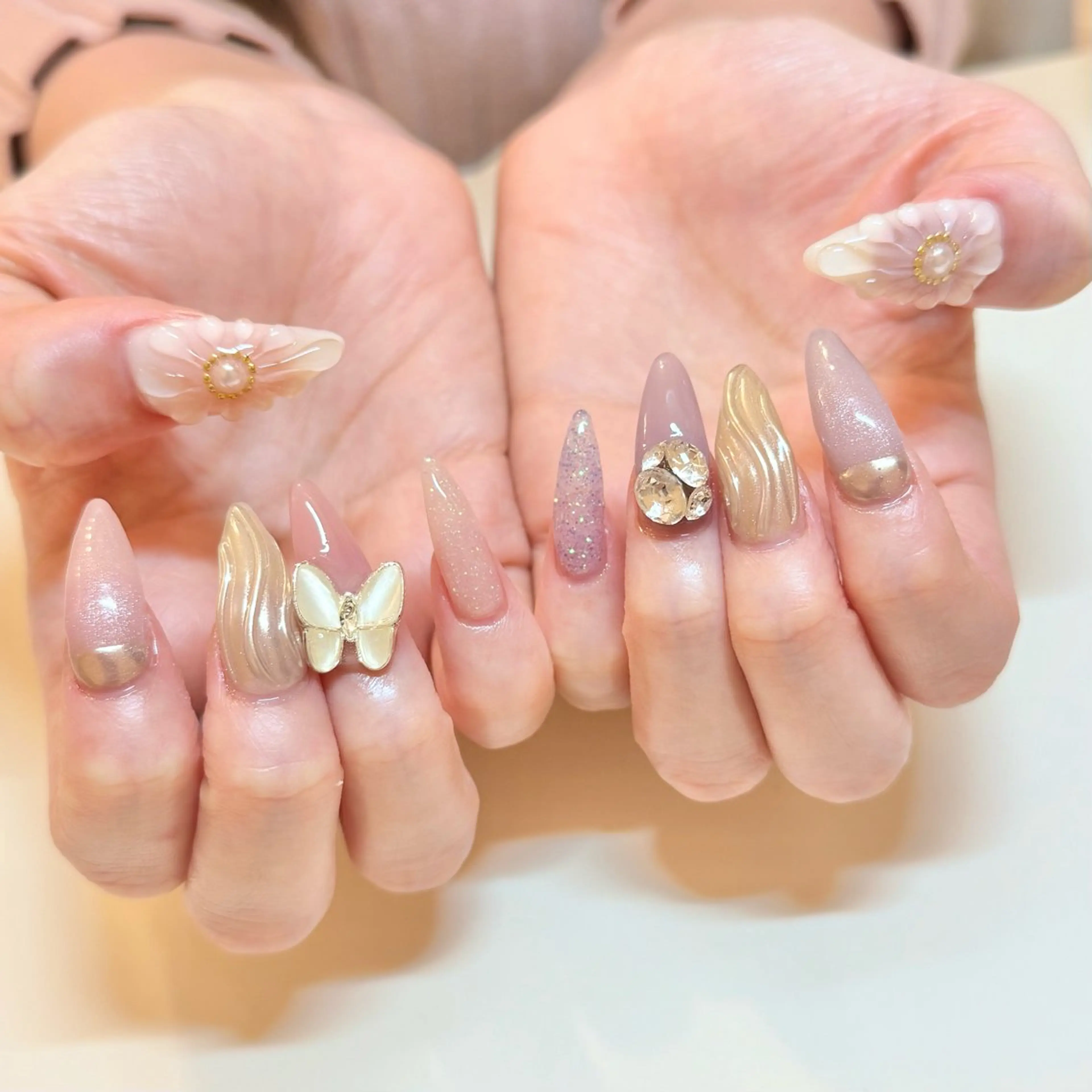 ネイル ハンドネイル 藤原 みゆのネイルデザイン