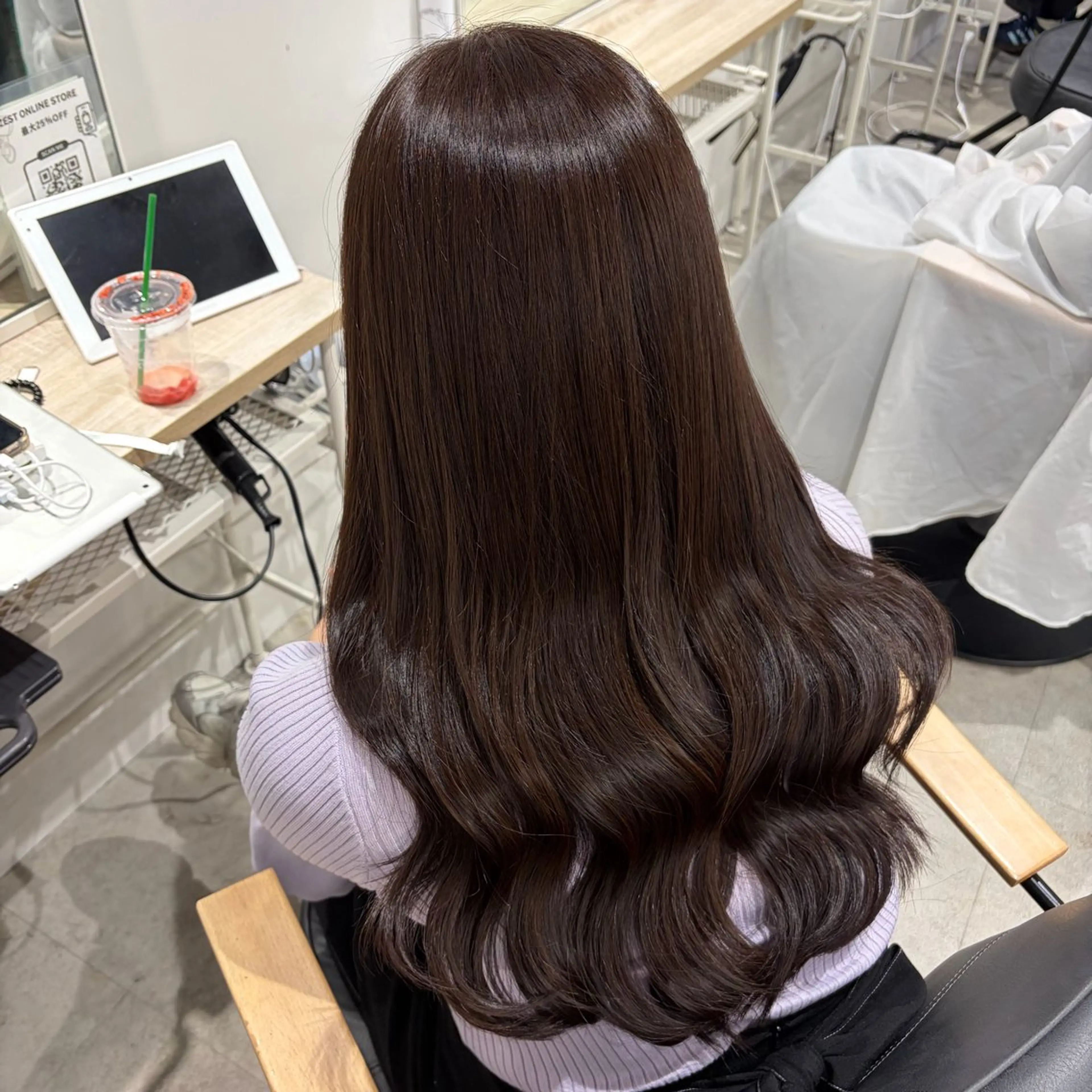 ロング カラー ヘアカラー ななみ.⋆𝜗𝜚 透明感カラー/まつパのマツエク・マツパデザイン