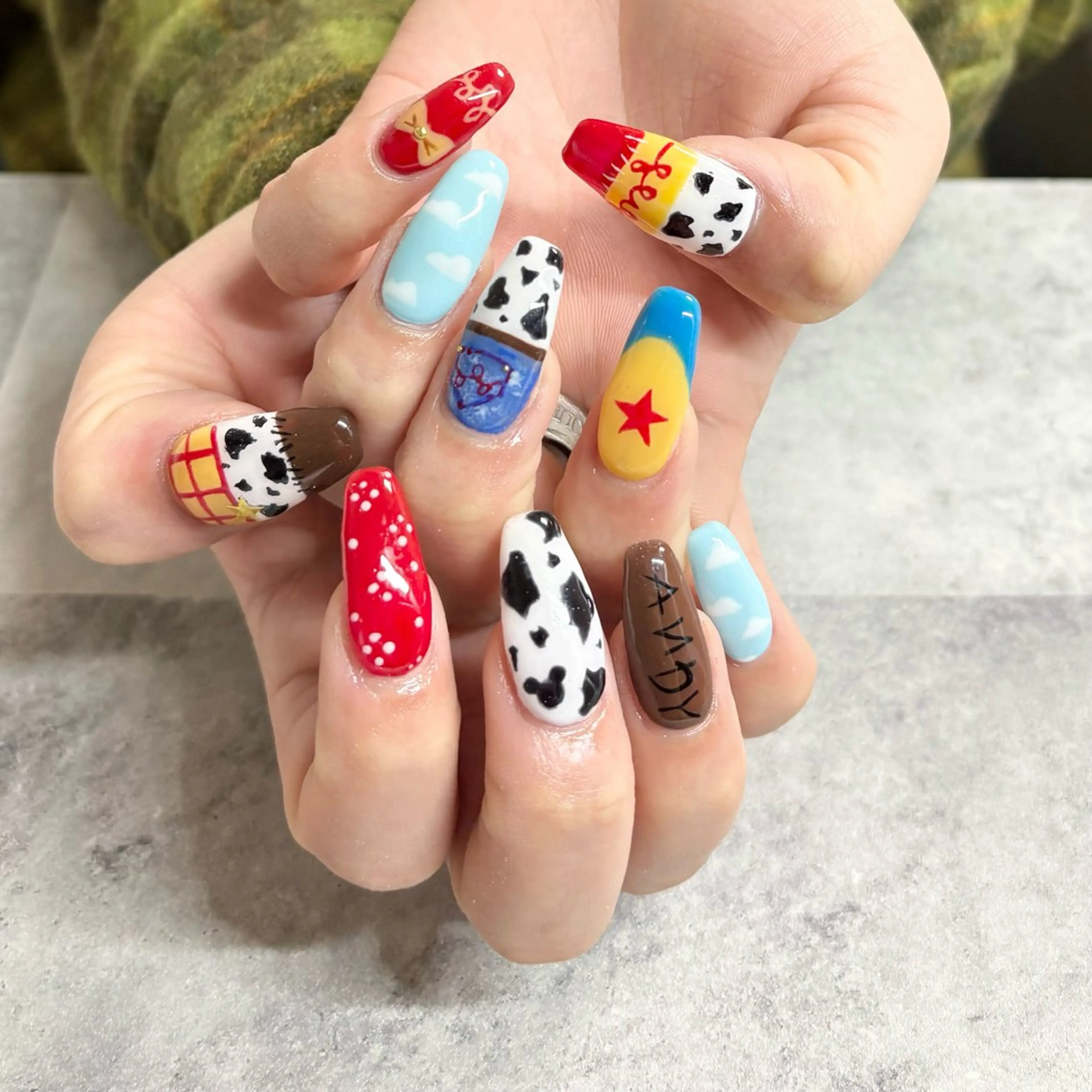 ネイル FELICE ﾌｪﾘｰﾁｪのネイルデザイン