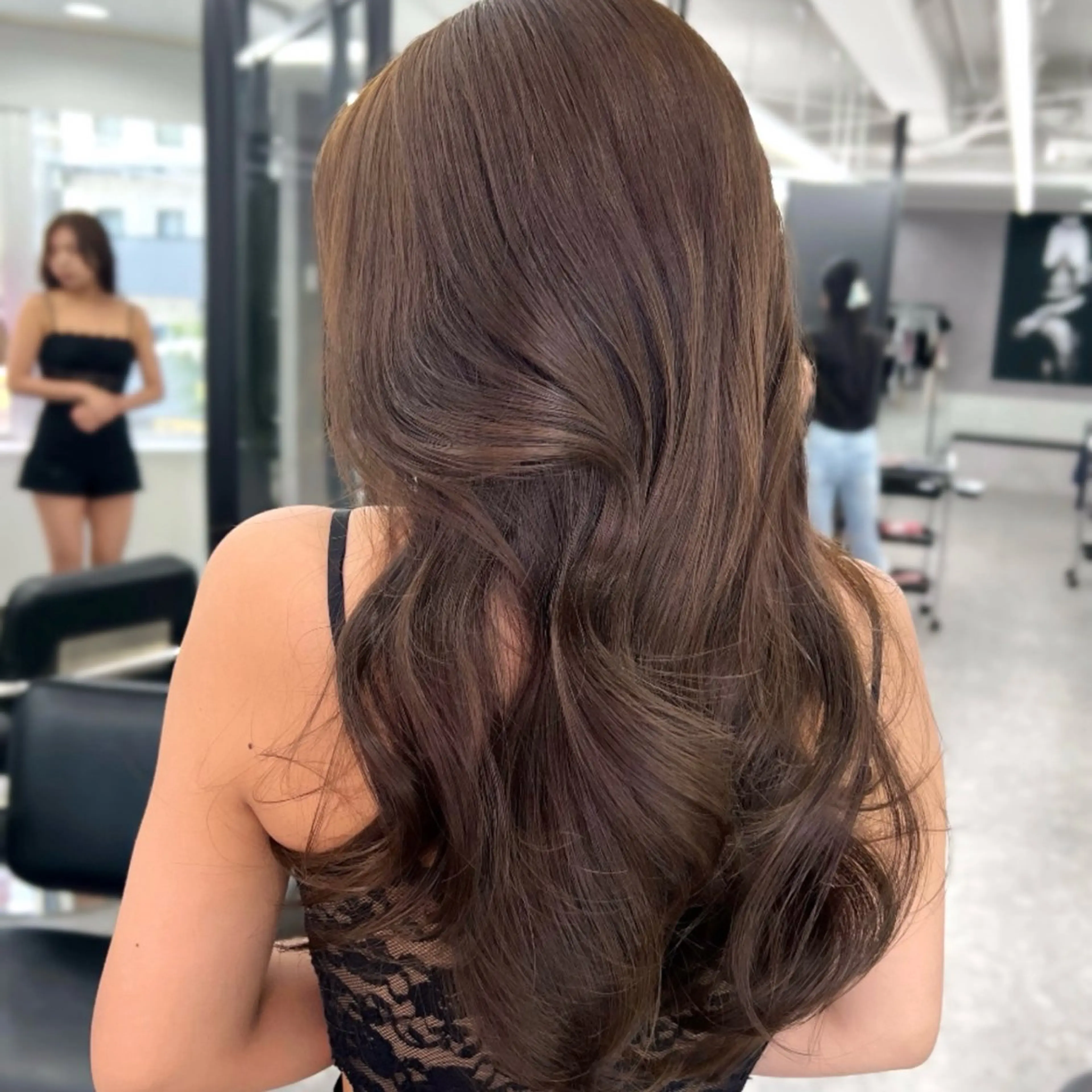 ブリーチなしで最大限の透明感を引き出します✨️カット + ブリーチなしダブルカラー + トリートメントの写真