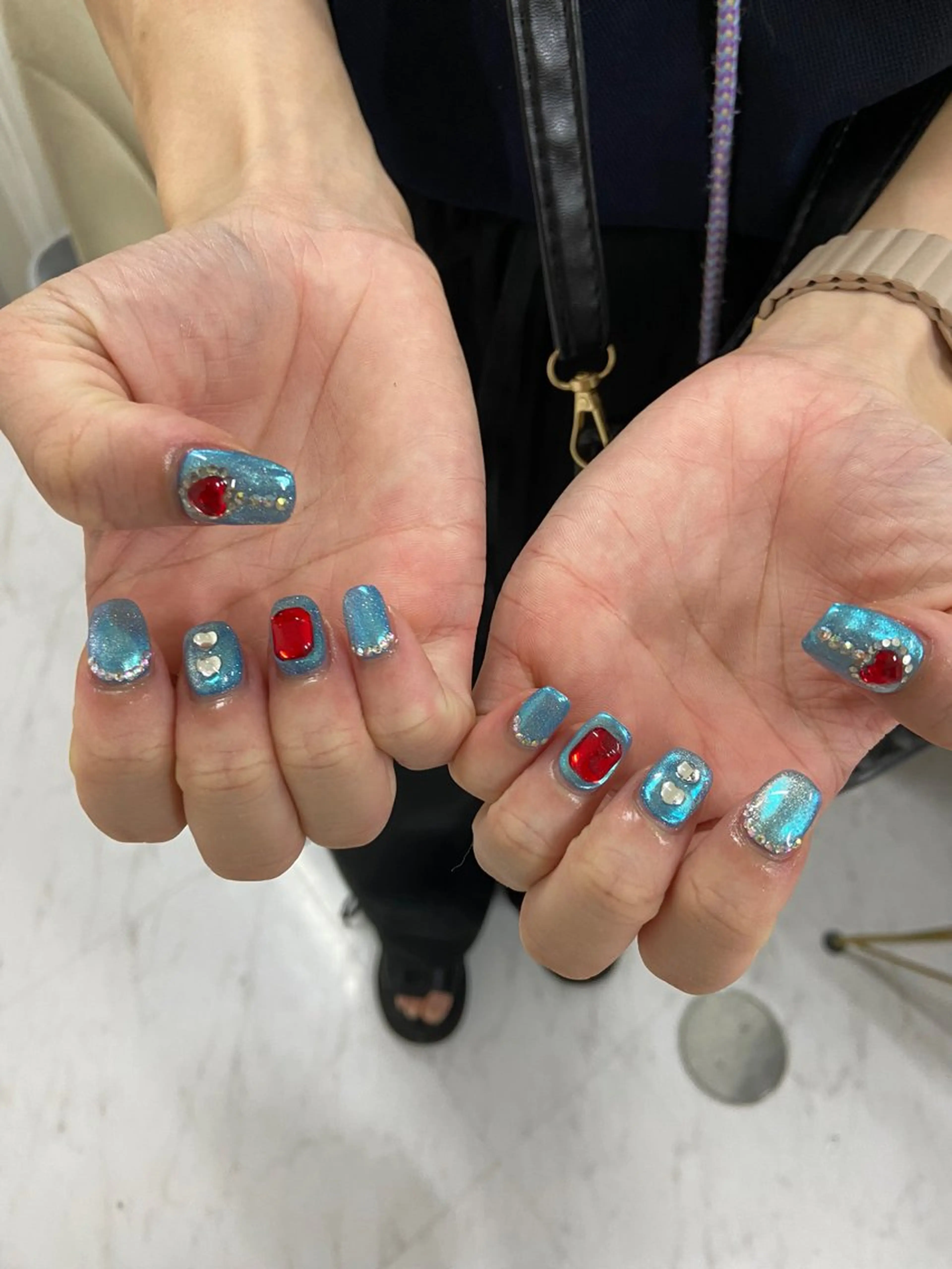 ネイル ハンドネイル HIKARI 4uまつ毛ネイルのネイルデザイン