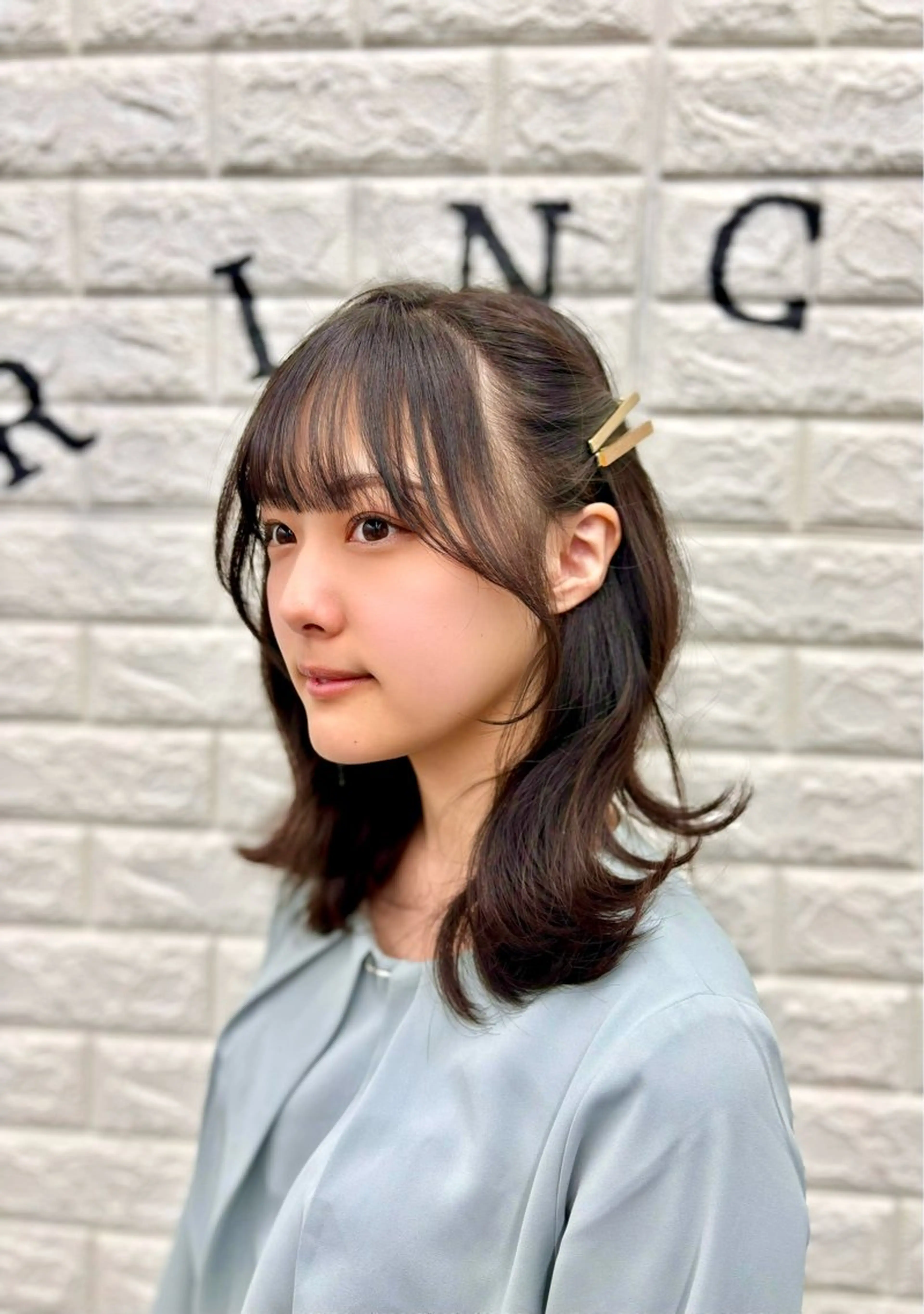 セミロング ヘアアレンジ トリートメント カット トリートメント すぐ巻ける縮毛矯正 🍀勝倉　麗のヘアスタイル