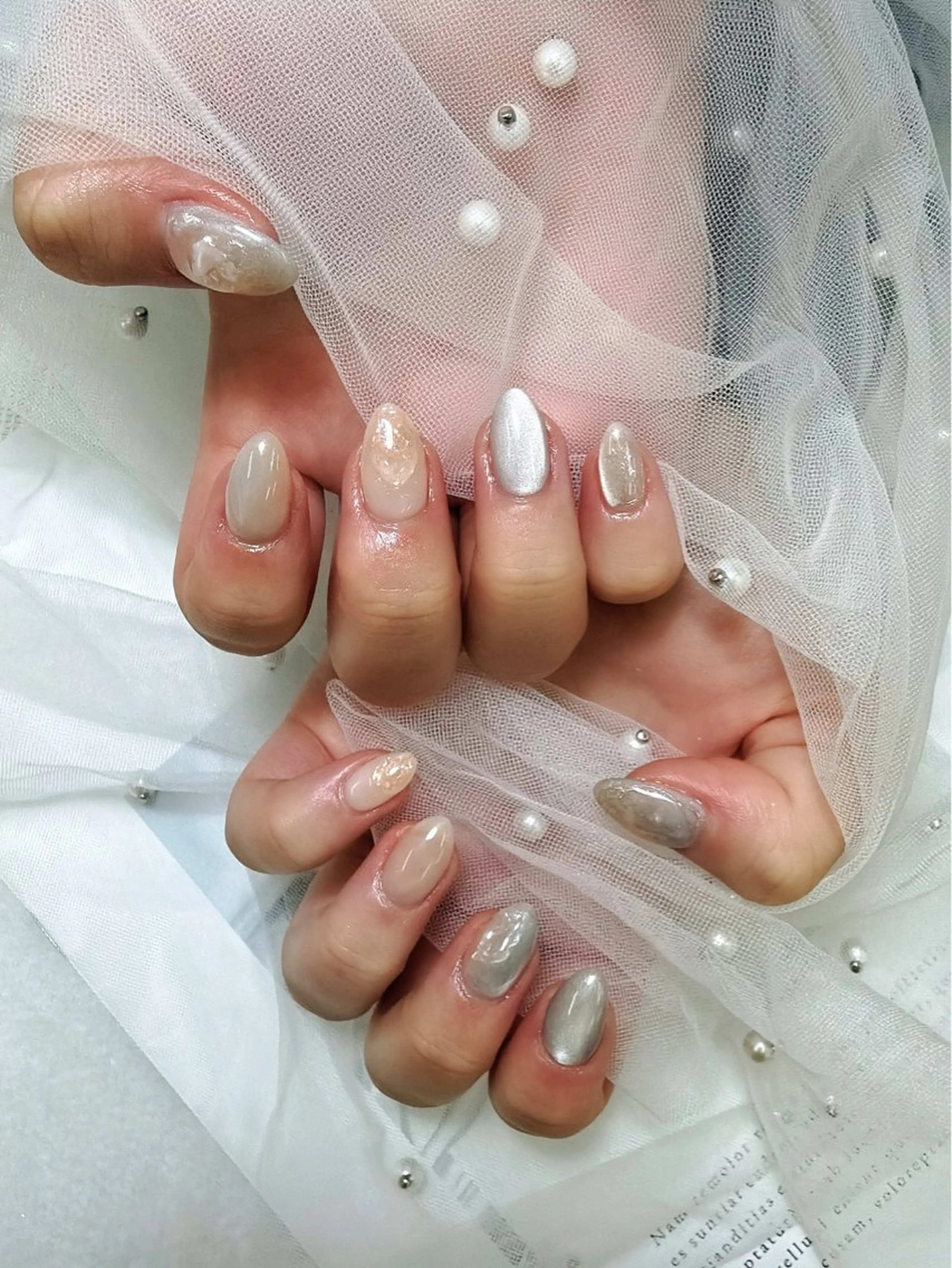 ネイル ニュアンスネイル RUBYネイルサロン 9Caratsのネイルデザイン