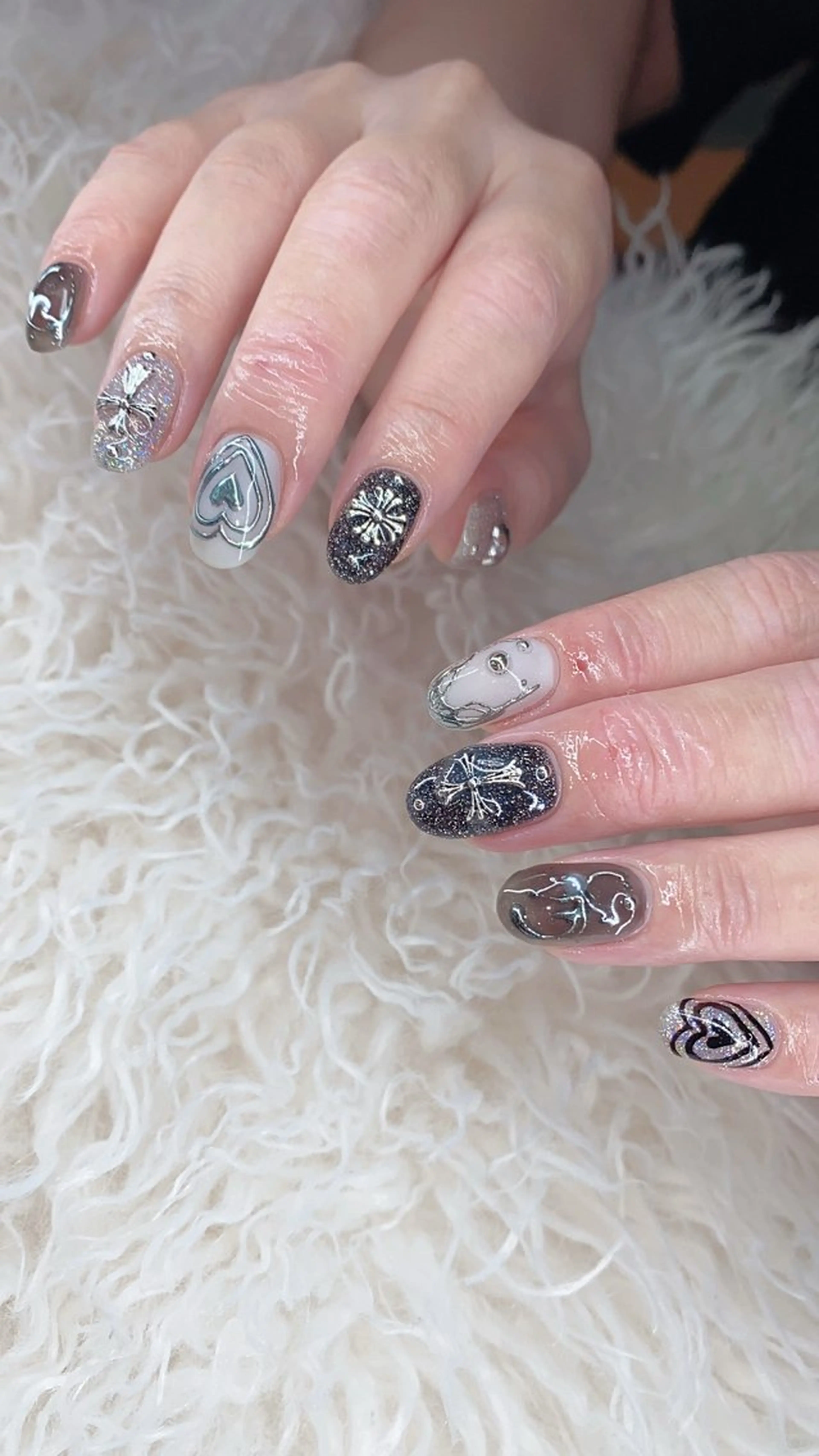 ネイル ハンドネイル n o q r m. n a c h iのネイルデザイン