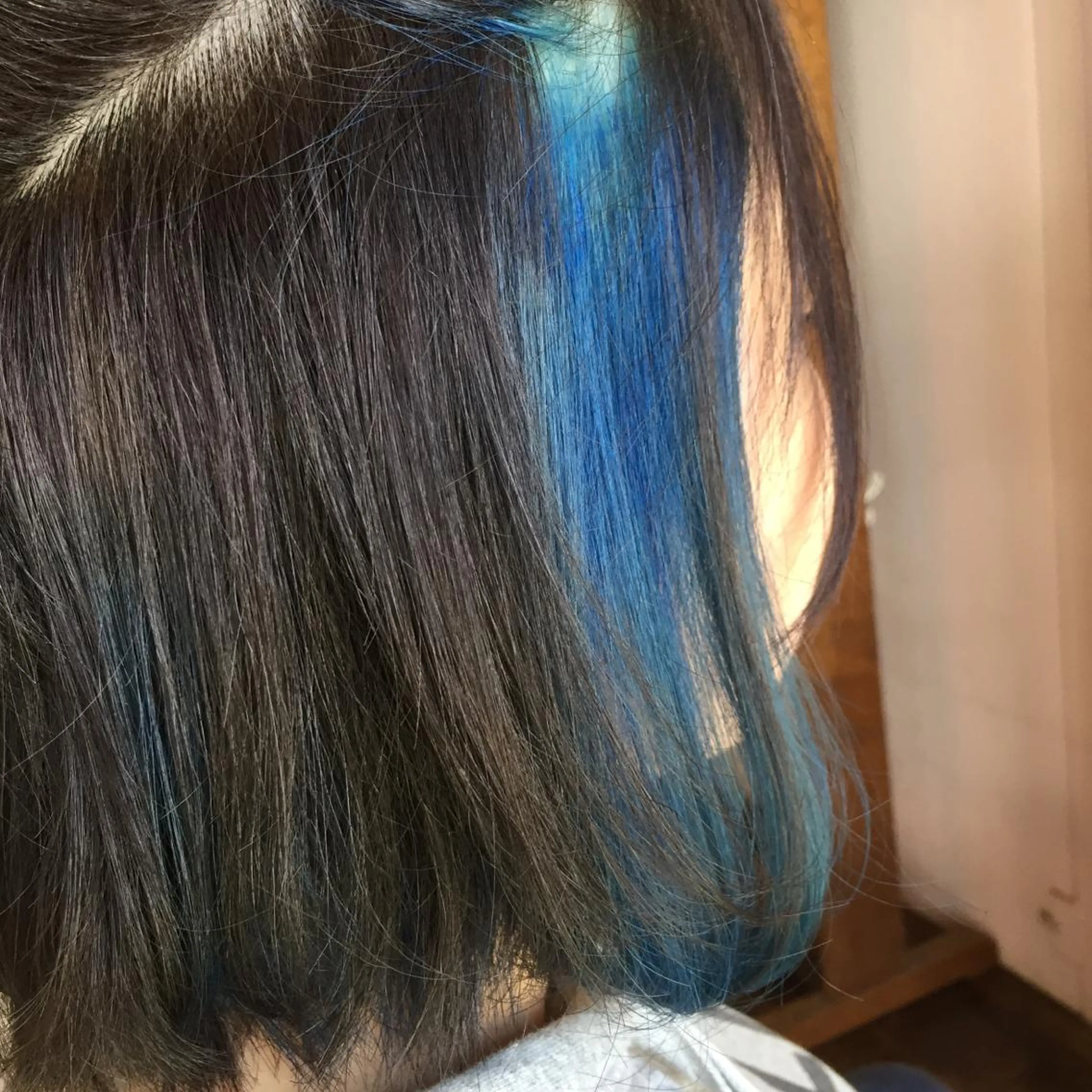 ショート カラー ブルーカラー ハイライトカラー ハイライト 原宿サロン代表 デザインカラー伊藤卓のヘアスタイル