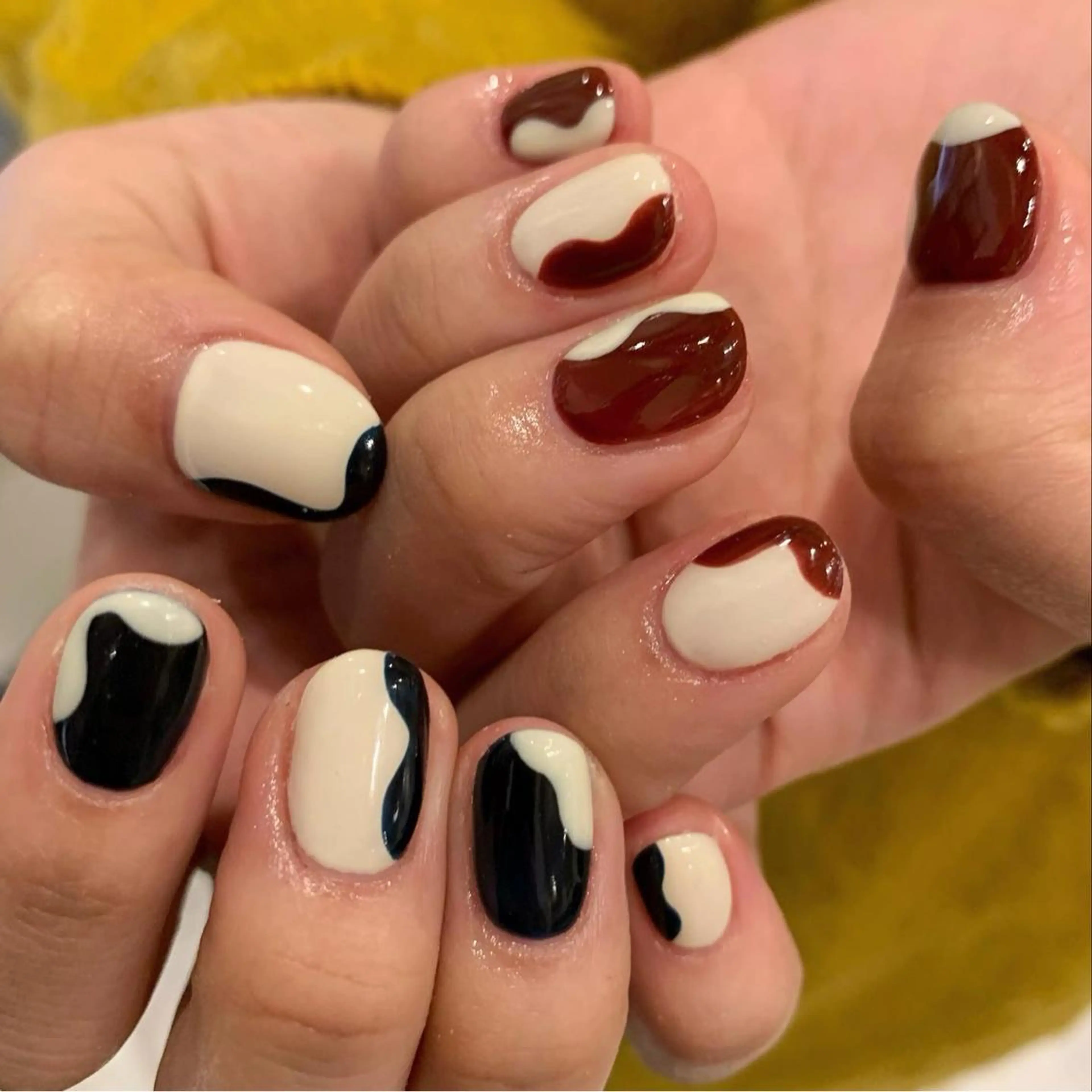 ネイル ヤマダ サクラのヘアスタイル