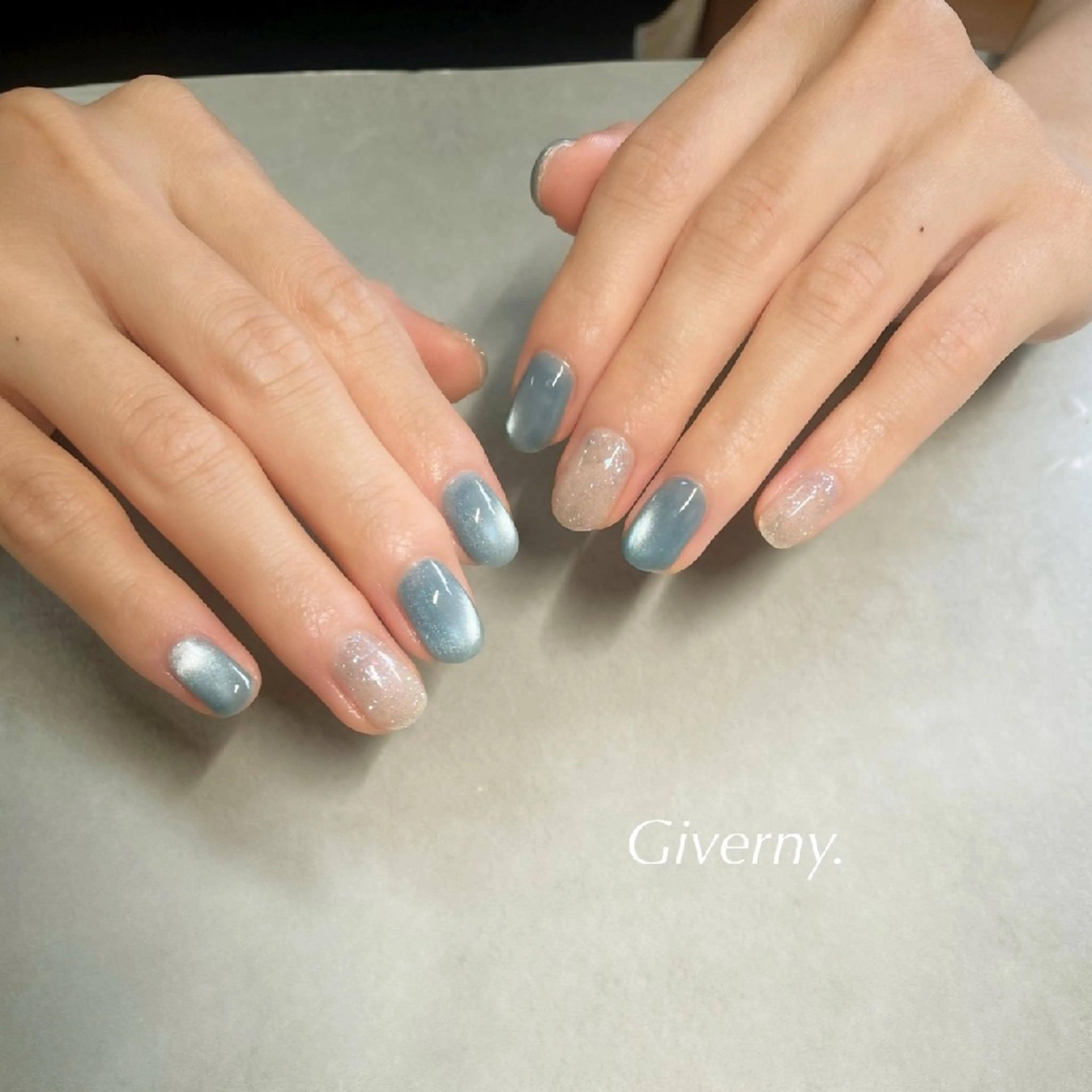 ネイル フラッシュネイル マグネットネイル 夏ネイル ハンドネイル Giverny .のネイルデザイン