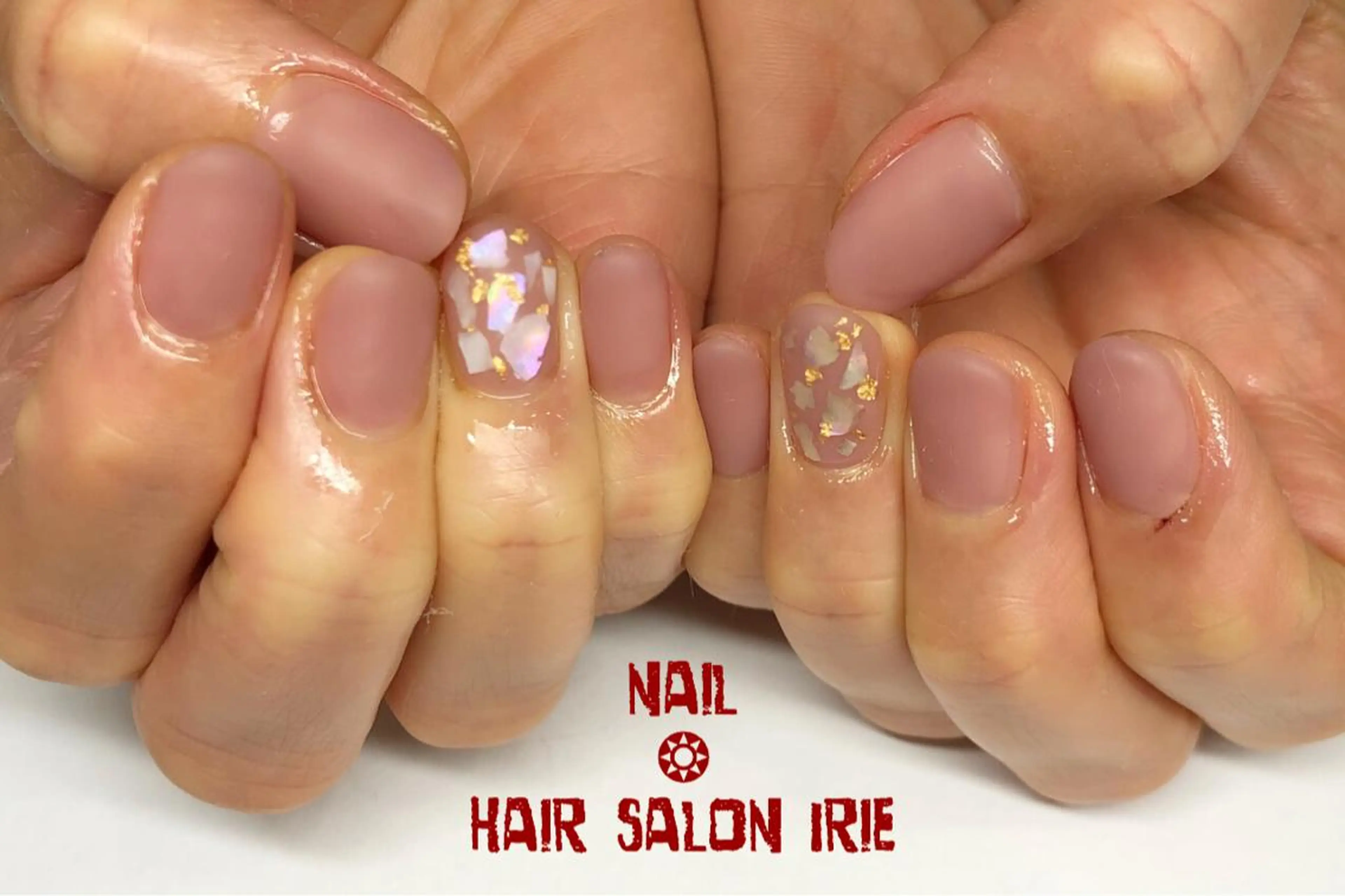 ネイル マットネイル 與儀 知佳のネイルデザイン