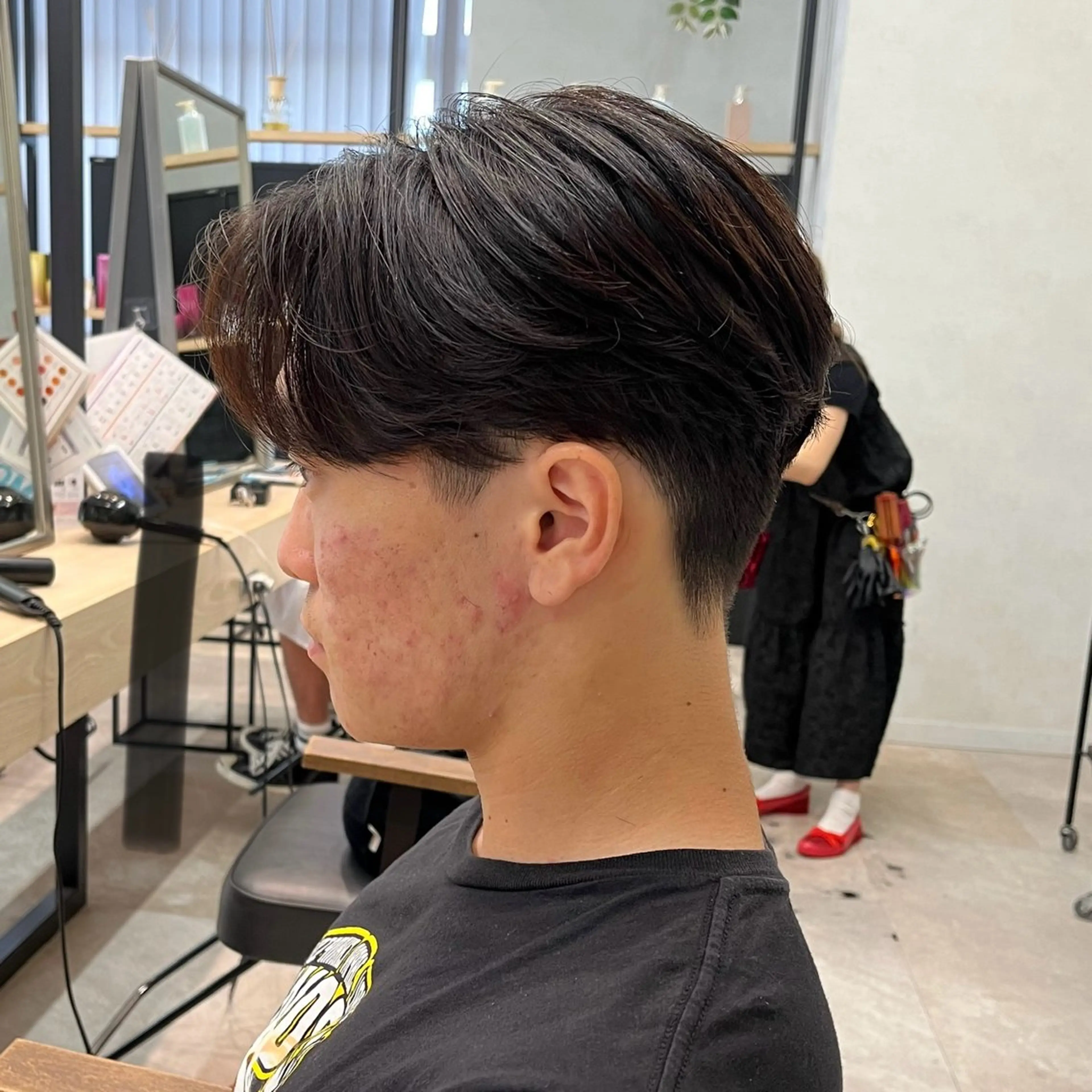 メンズ カラー＆縮毛 kotojiのヘアスタイル