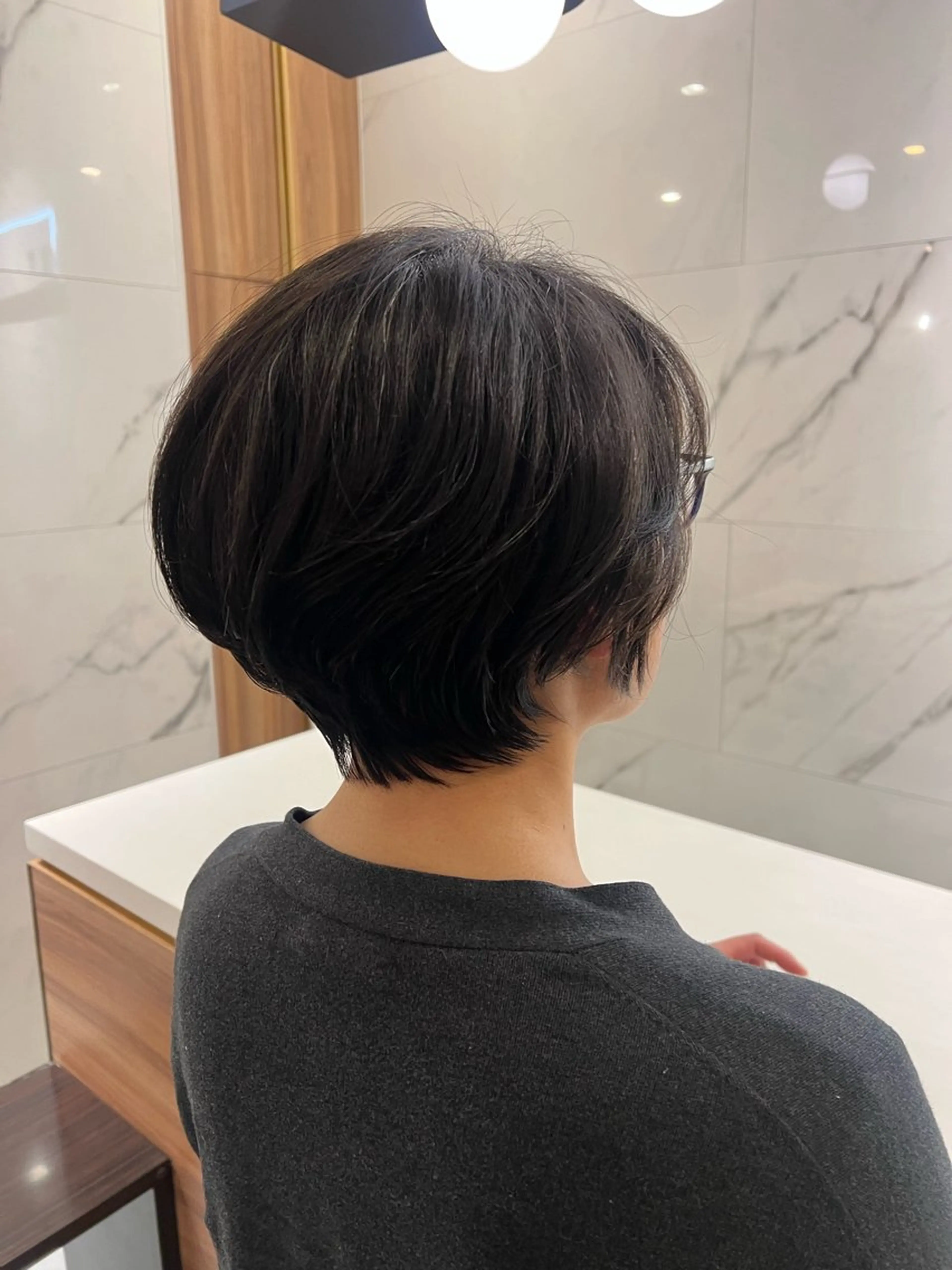 ショート 村中 逸紀のヘアスタイル