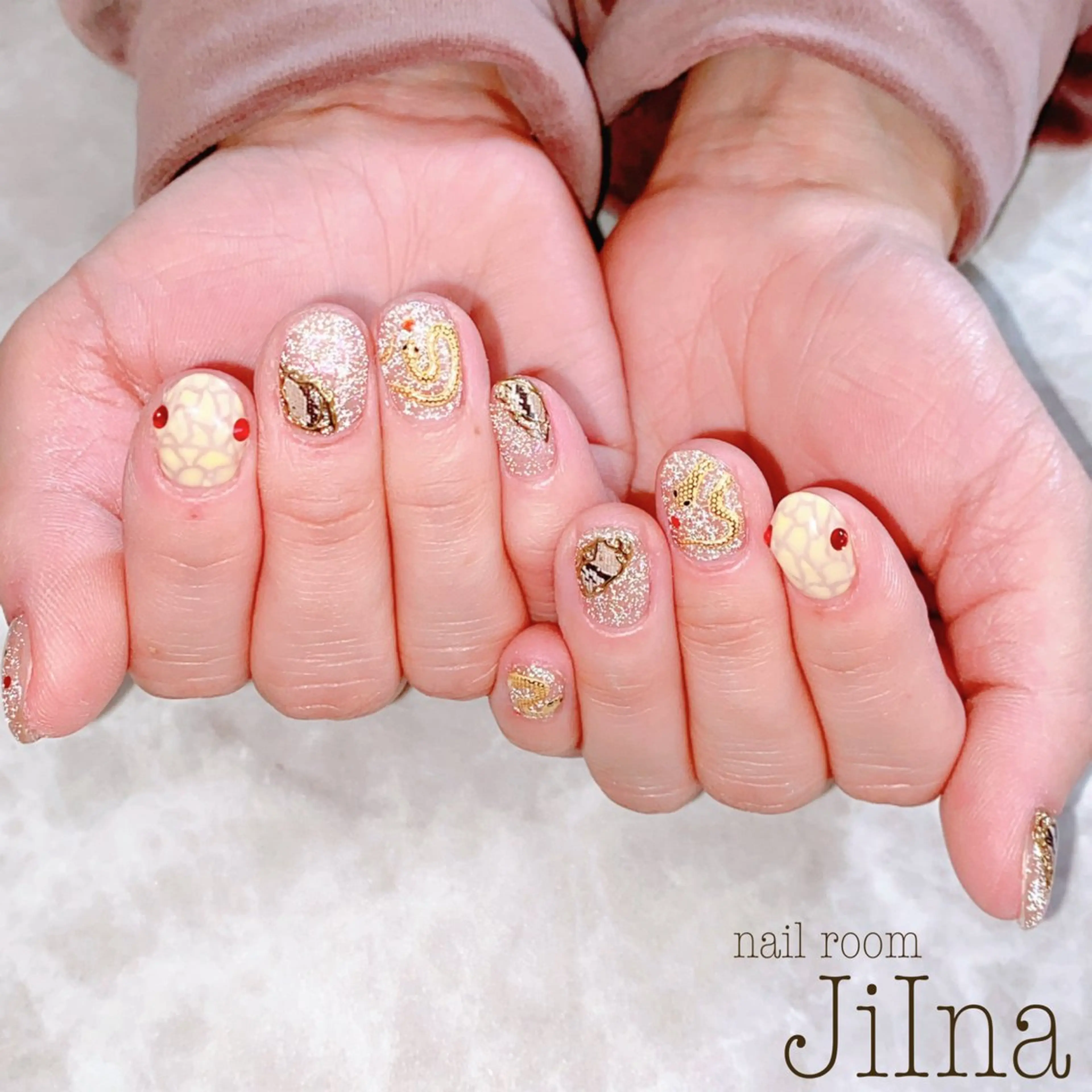 ネイル 持ち込み JiIna nailのネイルデザイン